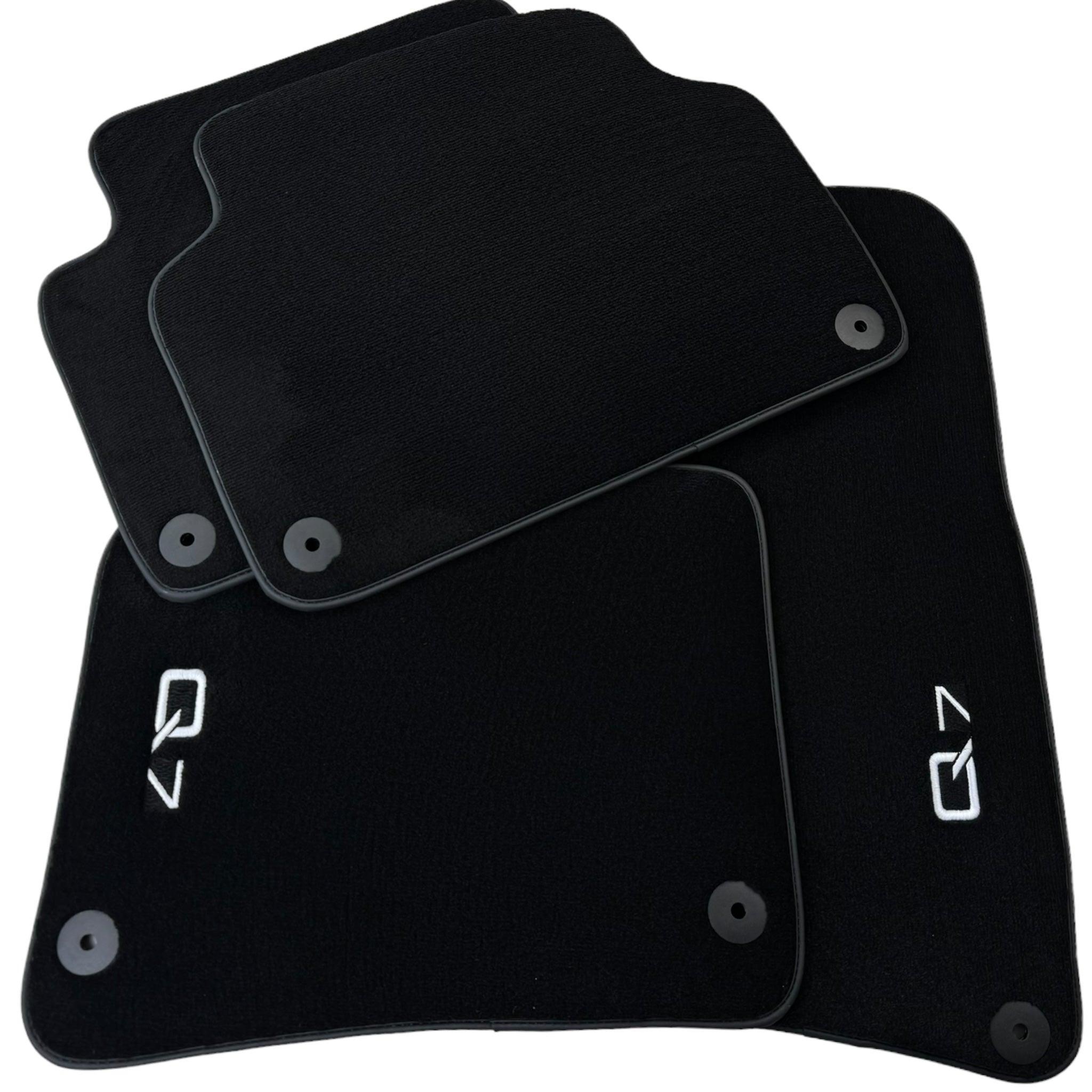 Black Floor Mats for Audi Q7 4L (2006-2015) - AutoWin