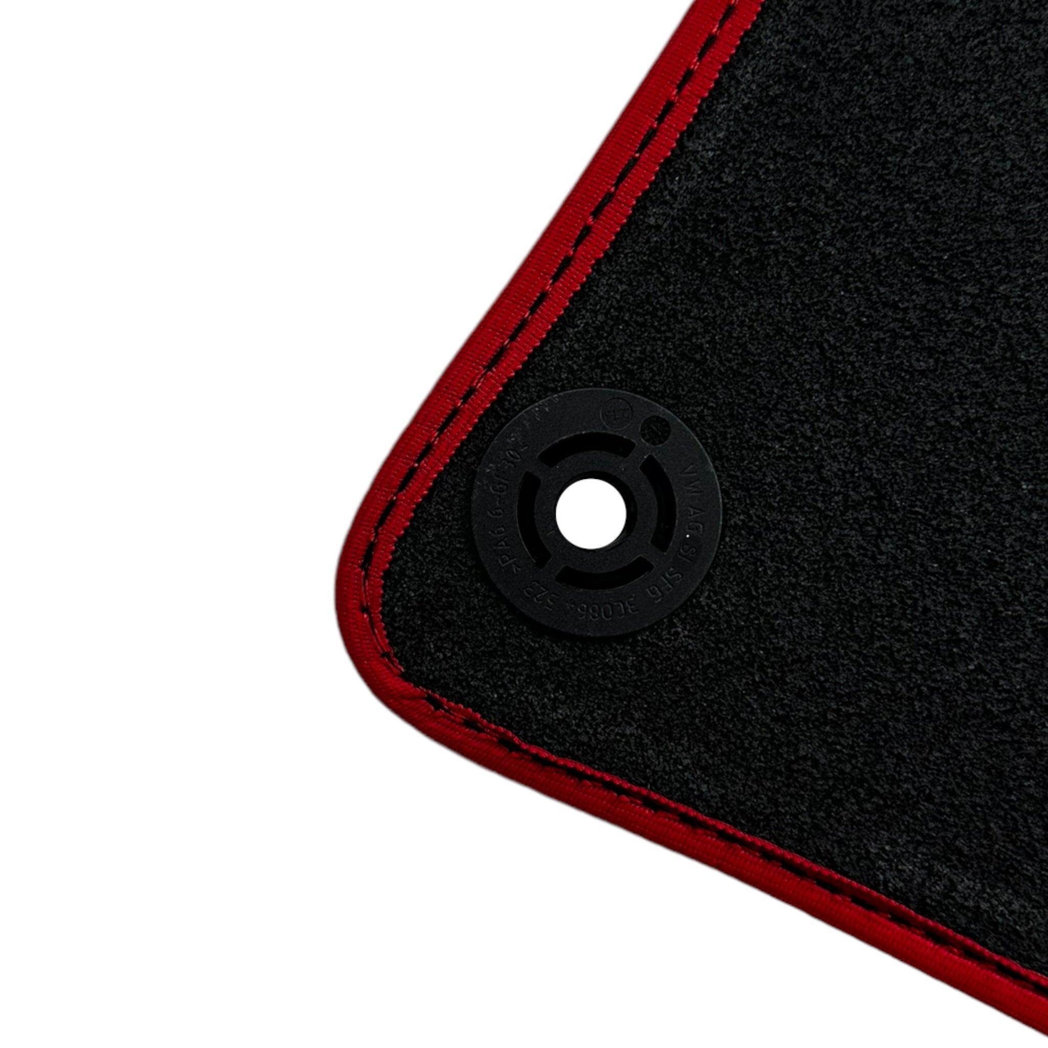 Black Floor Mats for Porsche Cayenne (2010-2018) ER56 Design - AutoWin