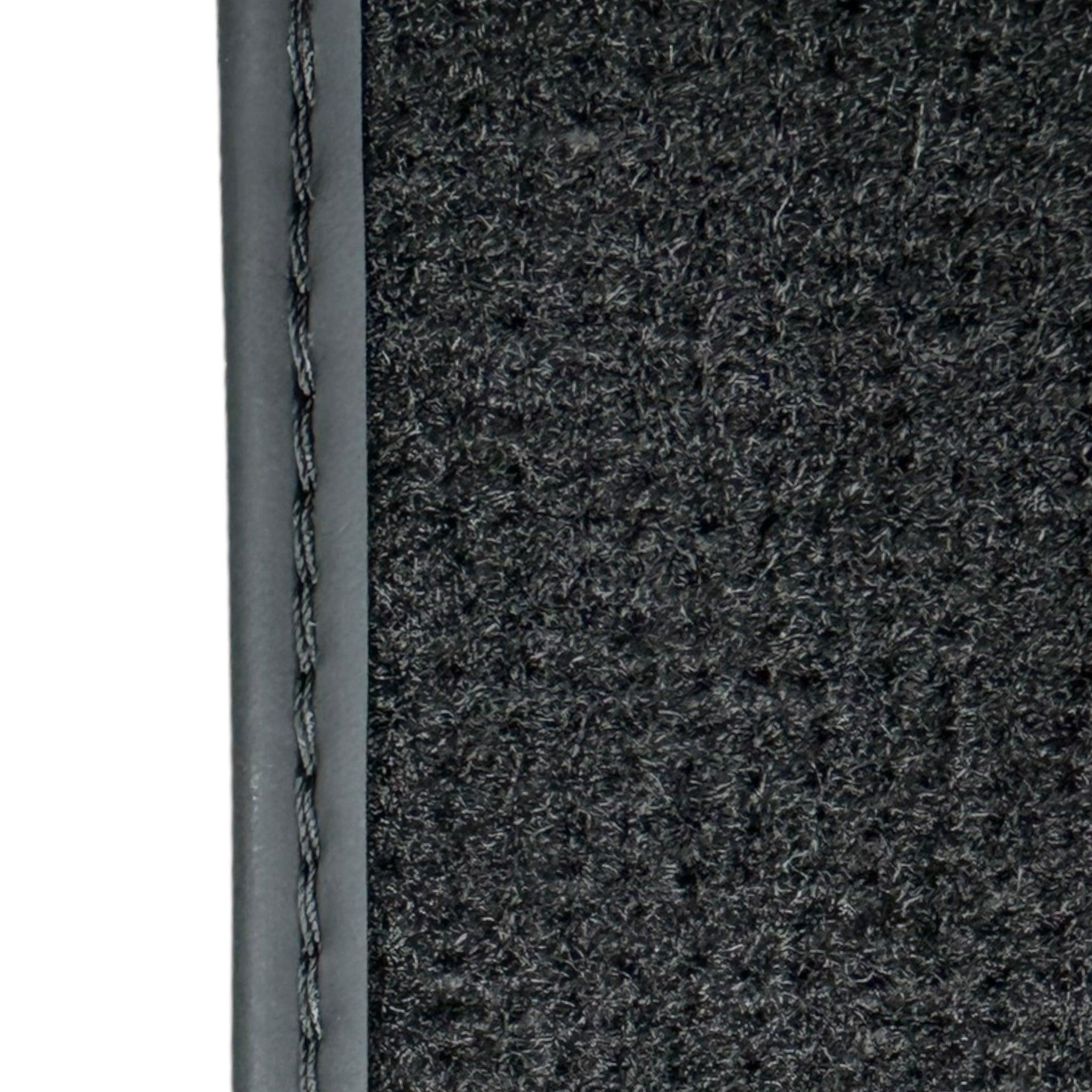 Black Floor Mats for Audi Q5 FY Hybrid (2017-2023) - AutoWin