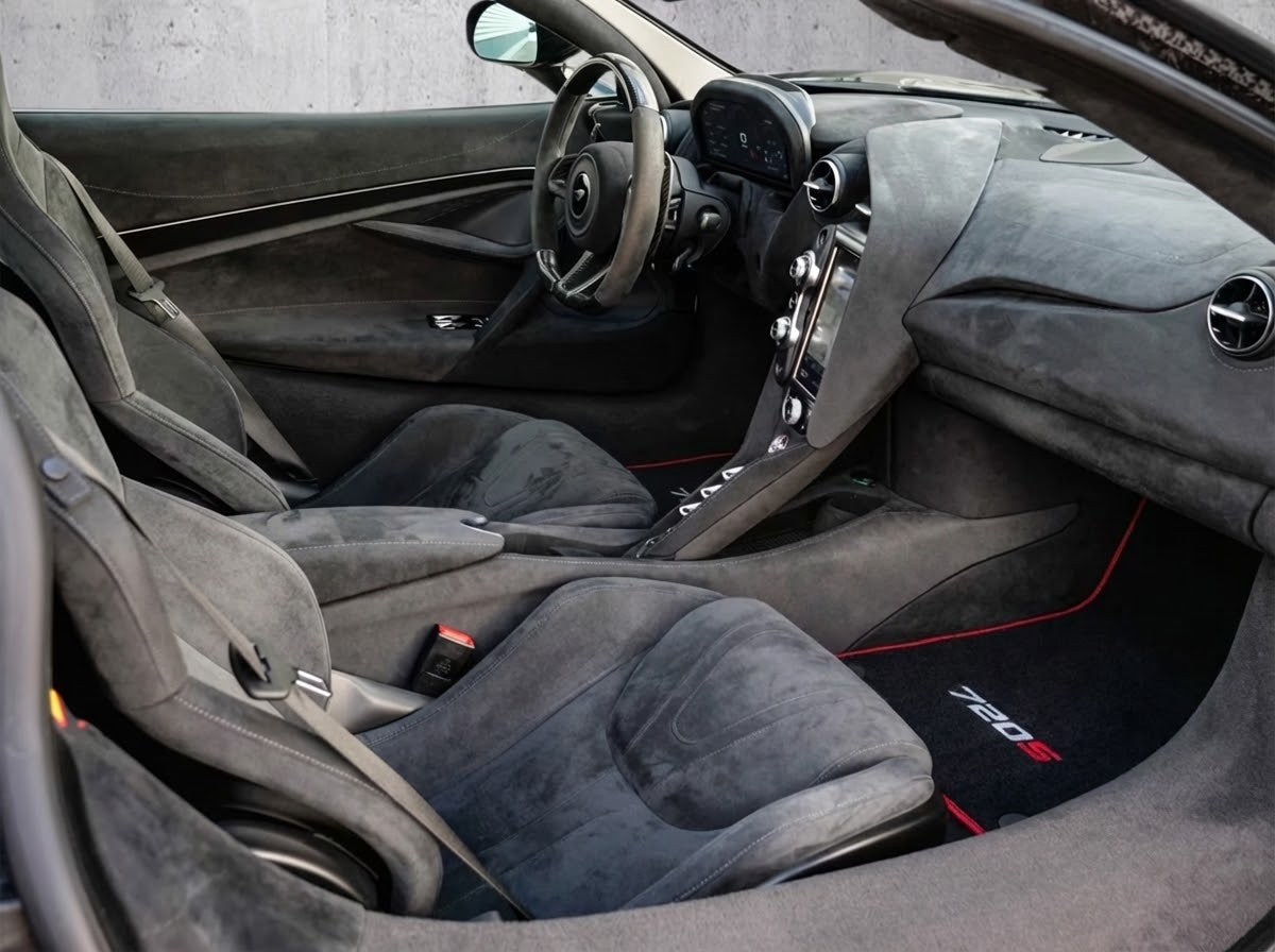 Floor Mats For McLaren 720S Black Tailored Carpets With Carbon - AutoWin