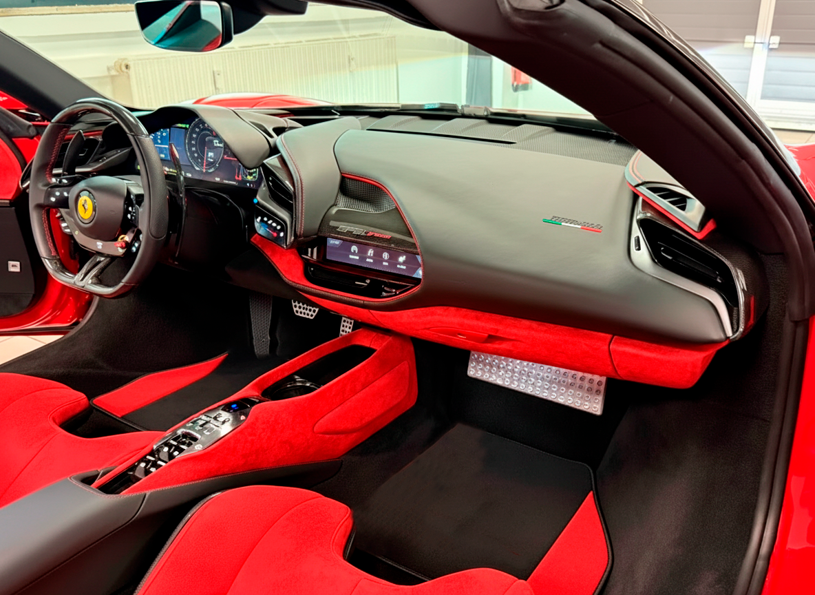 Black Floor Mats for Ferrari SF90 Stradale (2019-2024) with Red Alcantara Leather - AutoWin