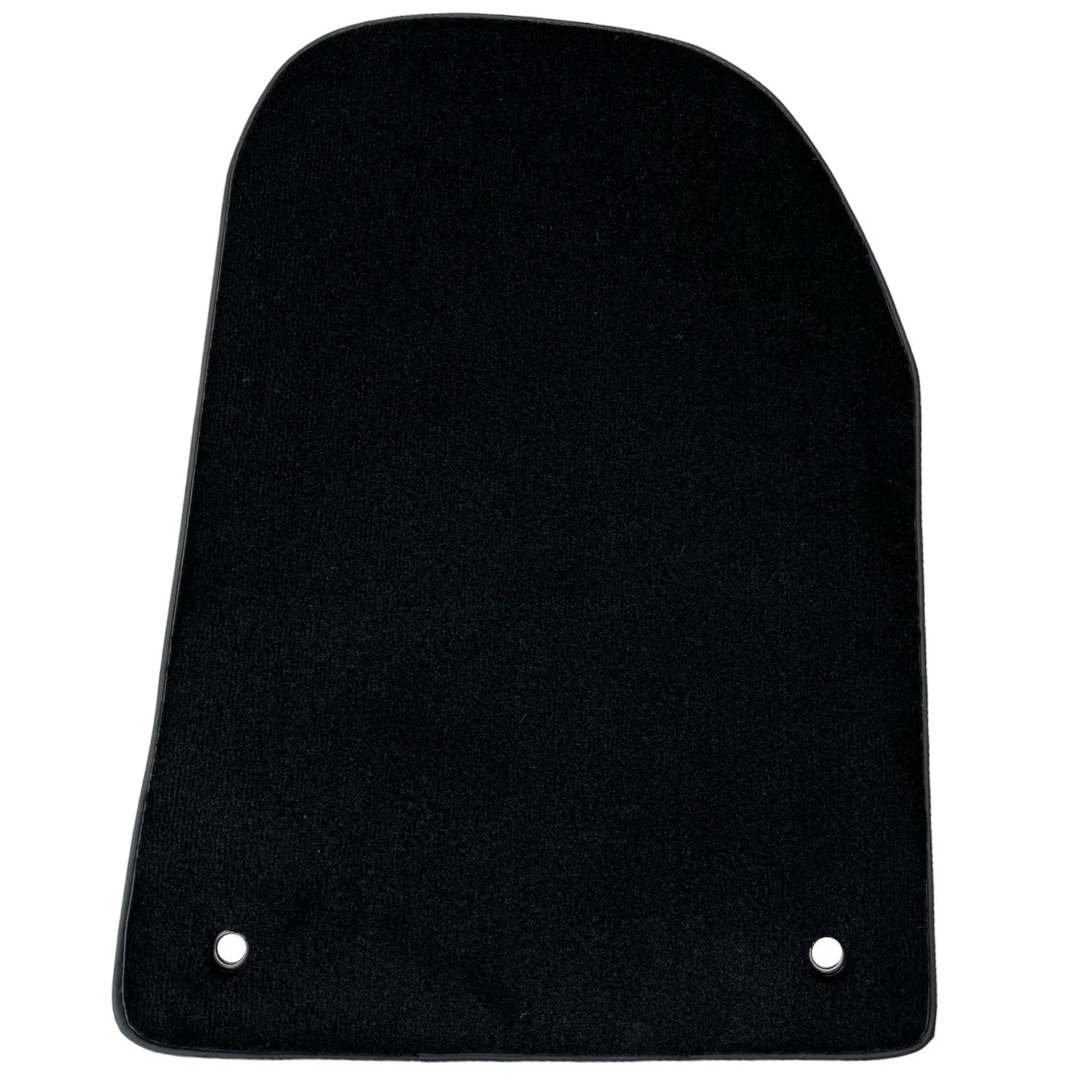 Black Floor Mats for Jeep Cherokee KL (2014-2024) - AutoWin