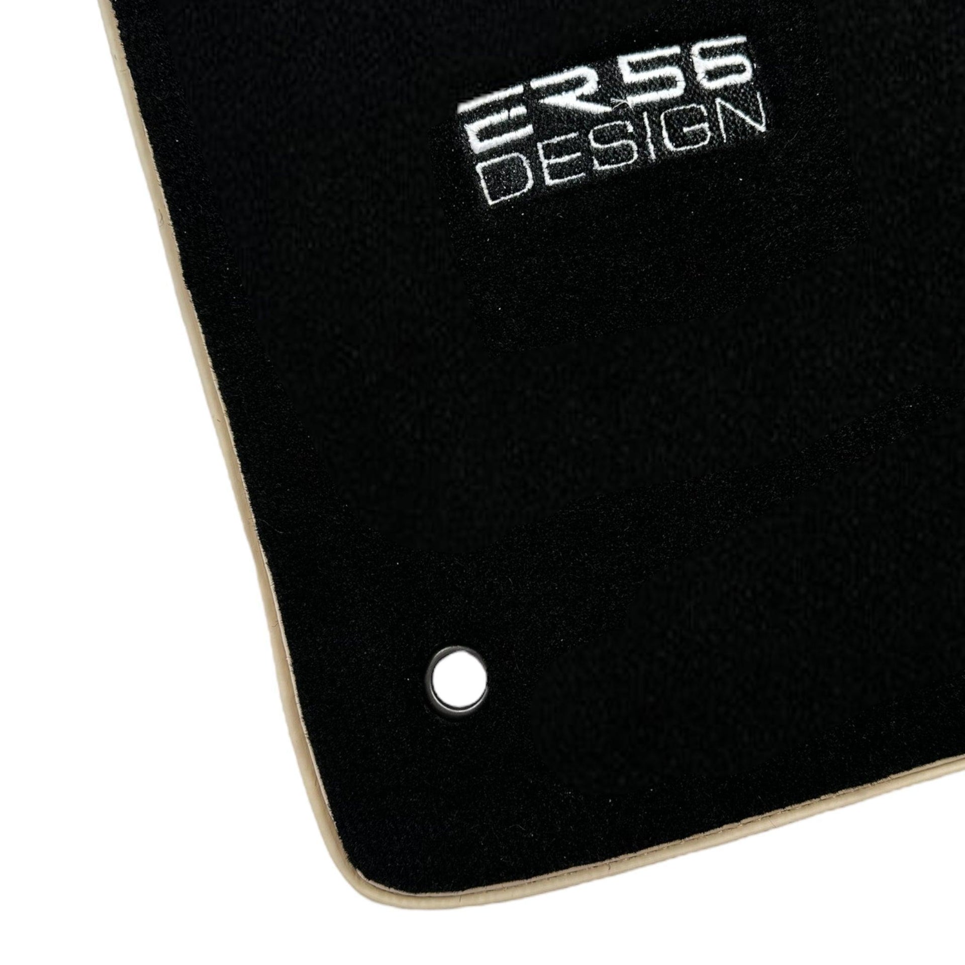 Black Floor Mats For Kia Sportage (2021) ER56 Design - AutoWin