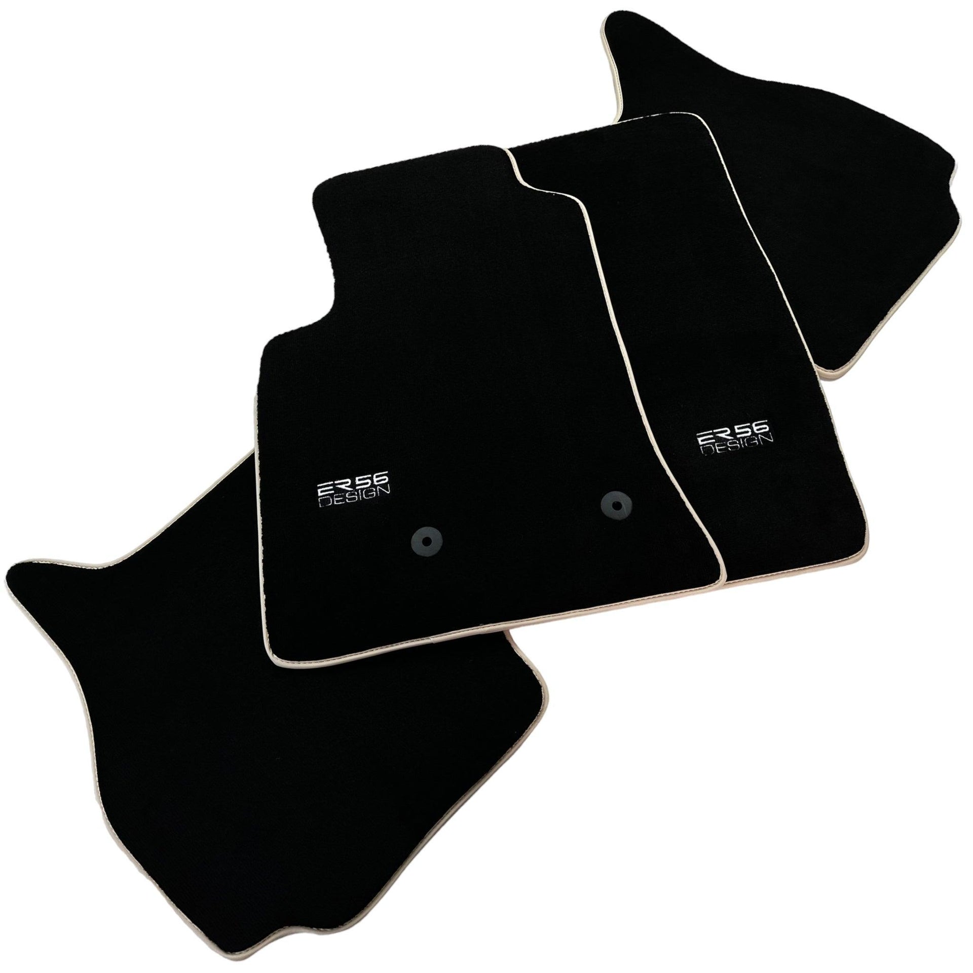 Black Floor Mats For Mitsubishi Pajero V80 (2006-2011) ER56 Design - AutoWin