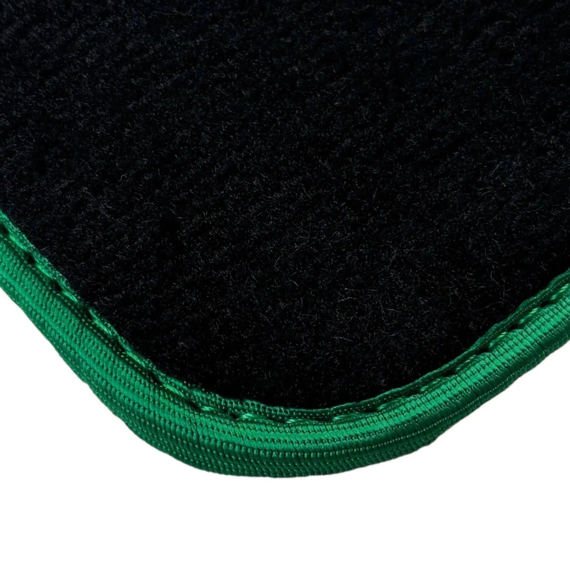 Black Mats For BMW M5 E39 | Green Trim - AutoWin