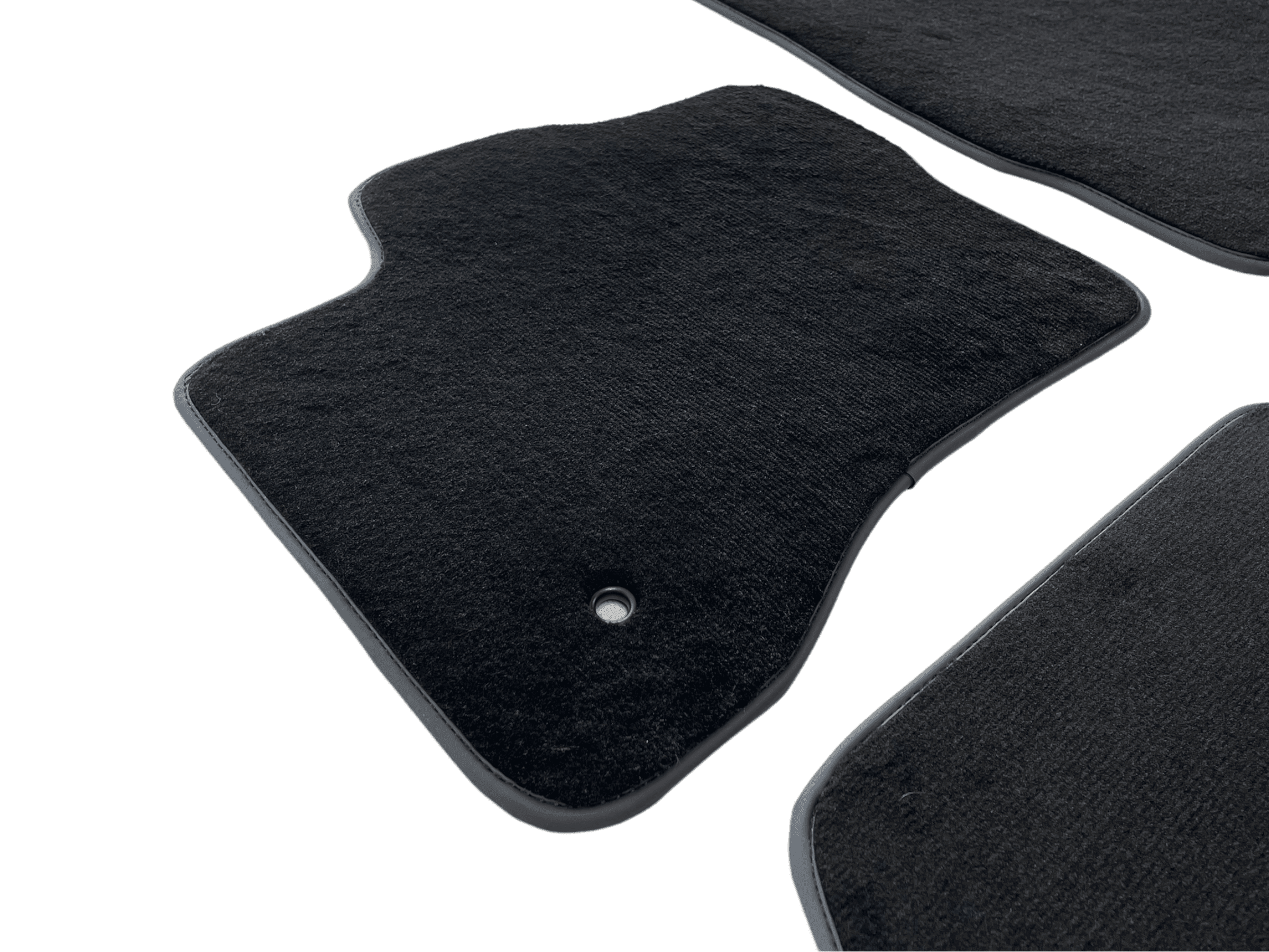 Floor Mats for Lincoln Aviator (2003-2005) Black Tailored Carpets - AutoWin