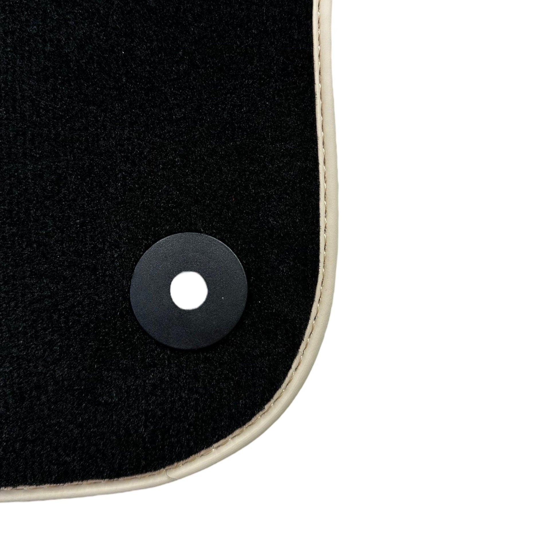 Black Floor Mats For Honda CR-V (2017-2022) - AutoWin