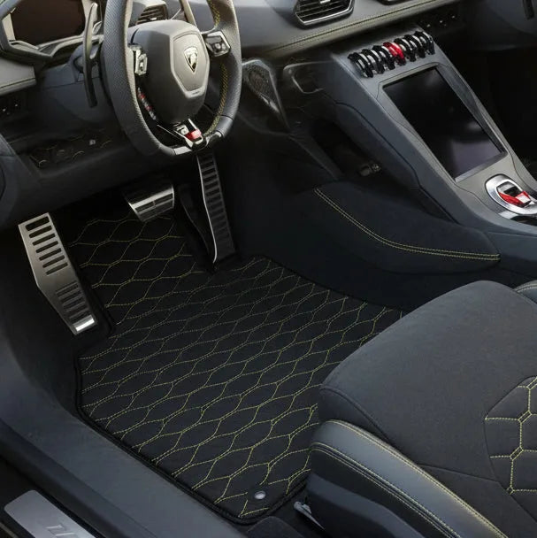 Interior look of floor mats for Lamborghini Huracan EVO (2019-2024)