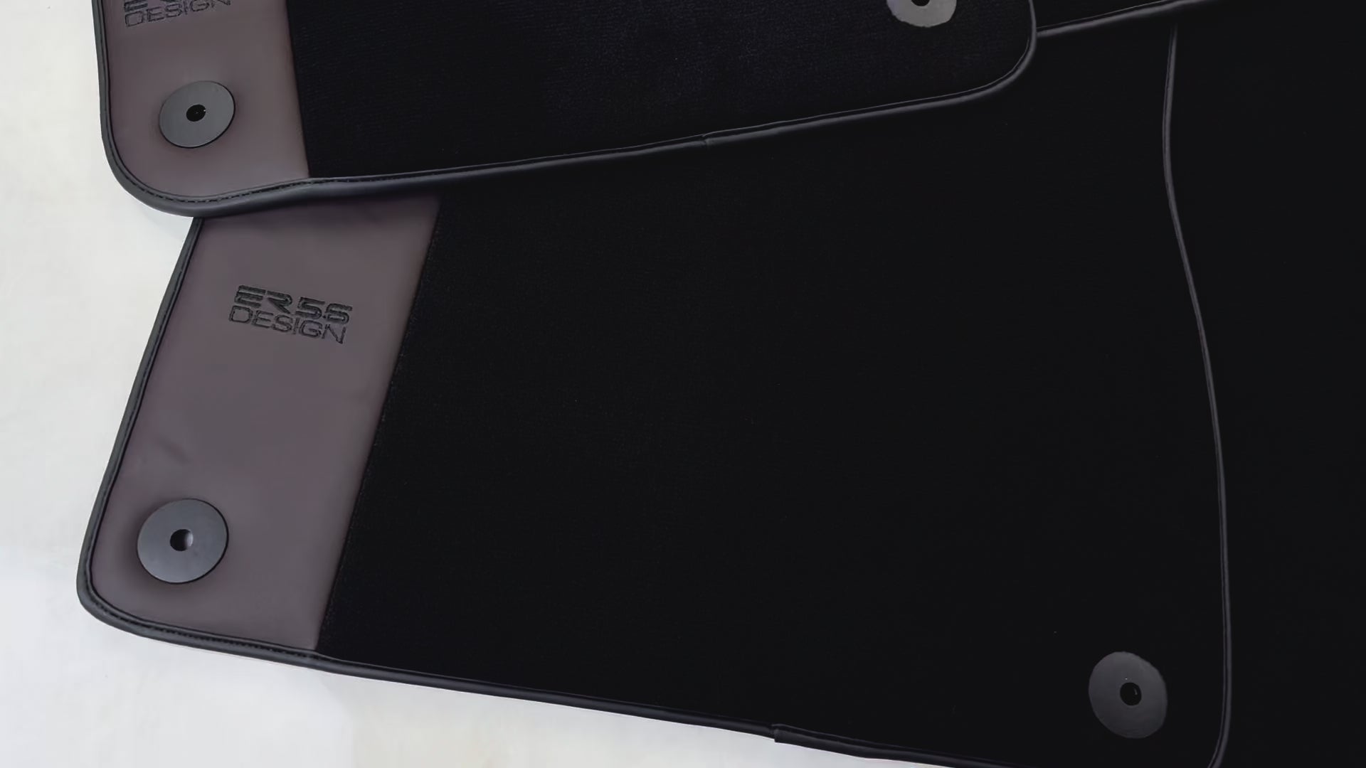 Black Floor Mats for Lamborghini Urus with Dark Brown Leather | ER56 Design - AutoWin.EU