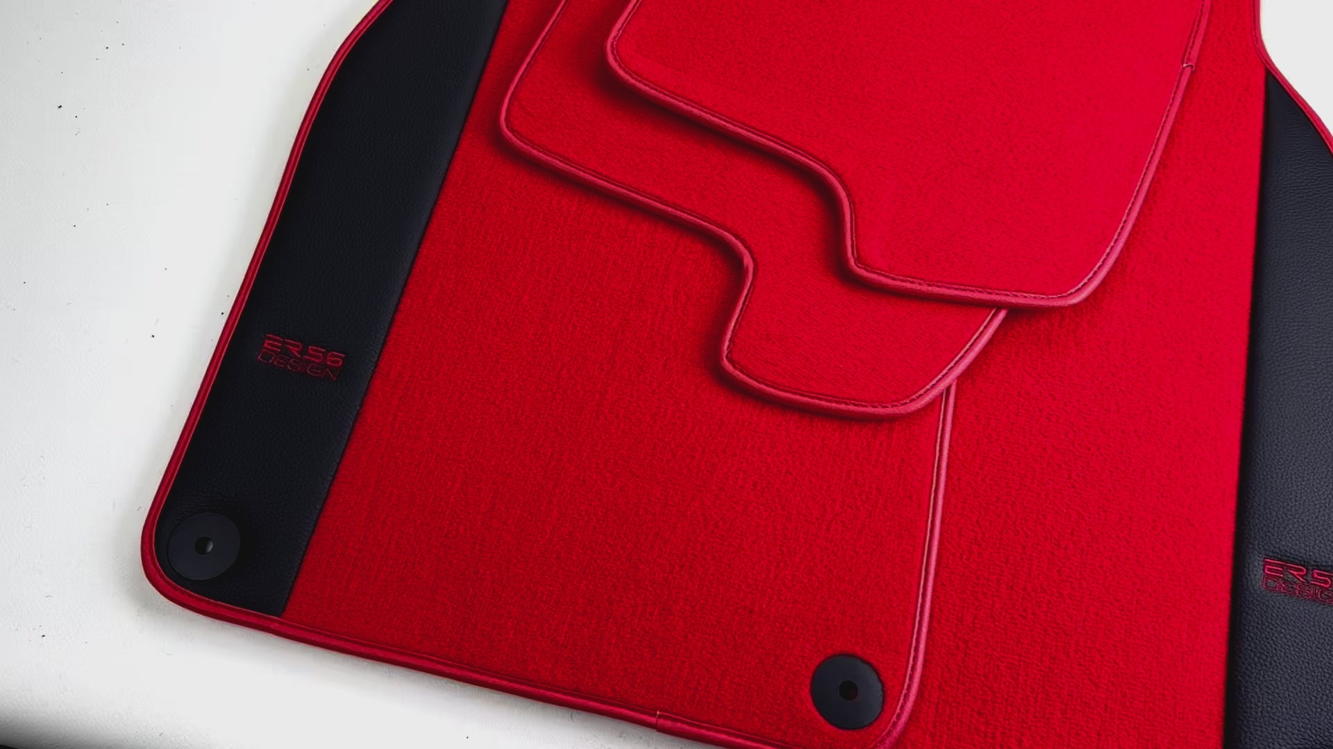 Red Floor Mats for Porsche Cayenne (2010-2018) with Leather - AutoWin