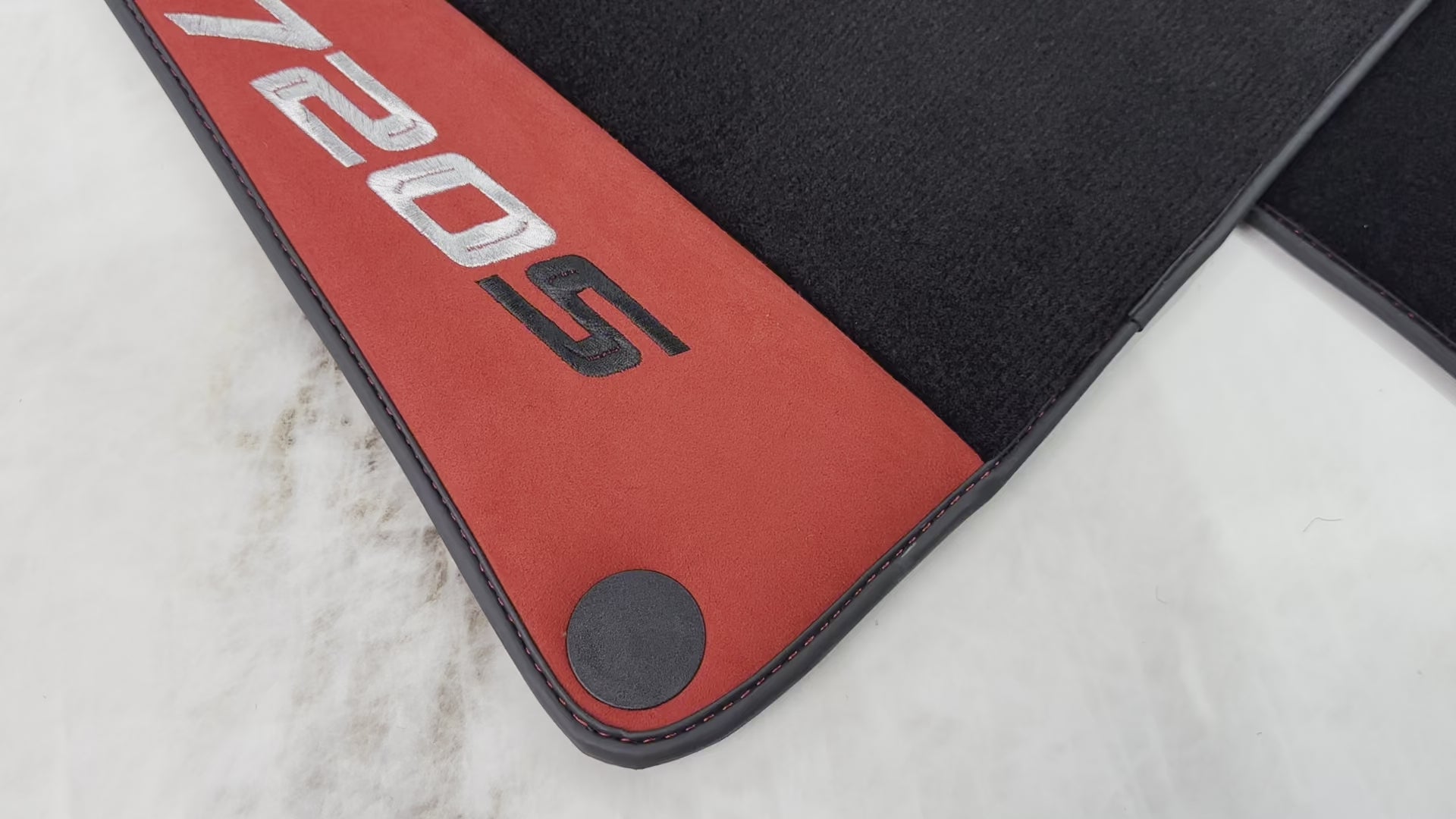 Black Floor Mats For McLaren 720S Year 2017-2021 With Red Alcantara Leather - AutoWin