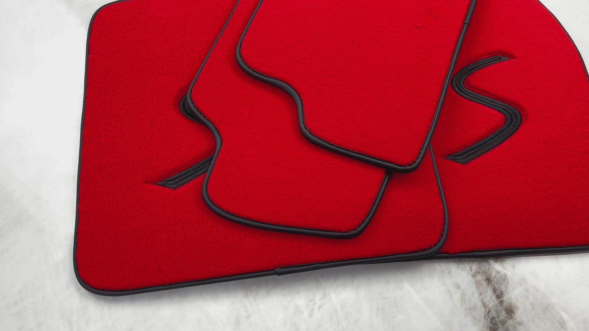 Red Floor Mats for Mini Countryman R60 (2010-2017) - AutoWin