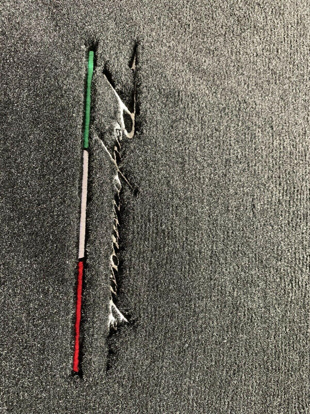 Floor Mats for Lamborghini Huracan With Italian Flag and Perfomante Logo - AutoWin