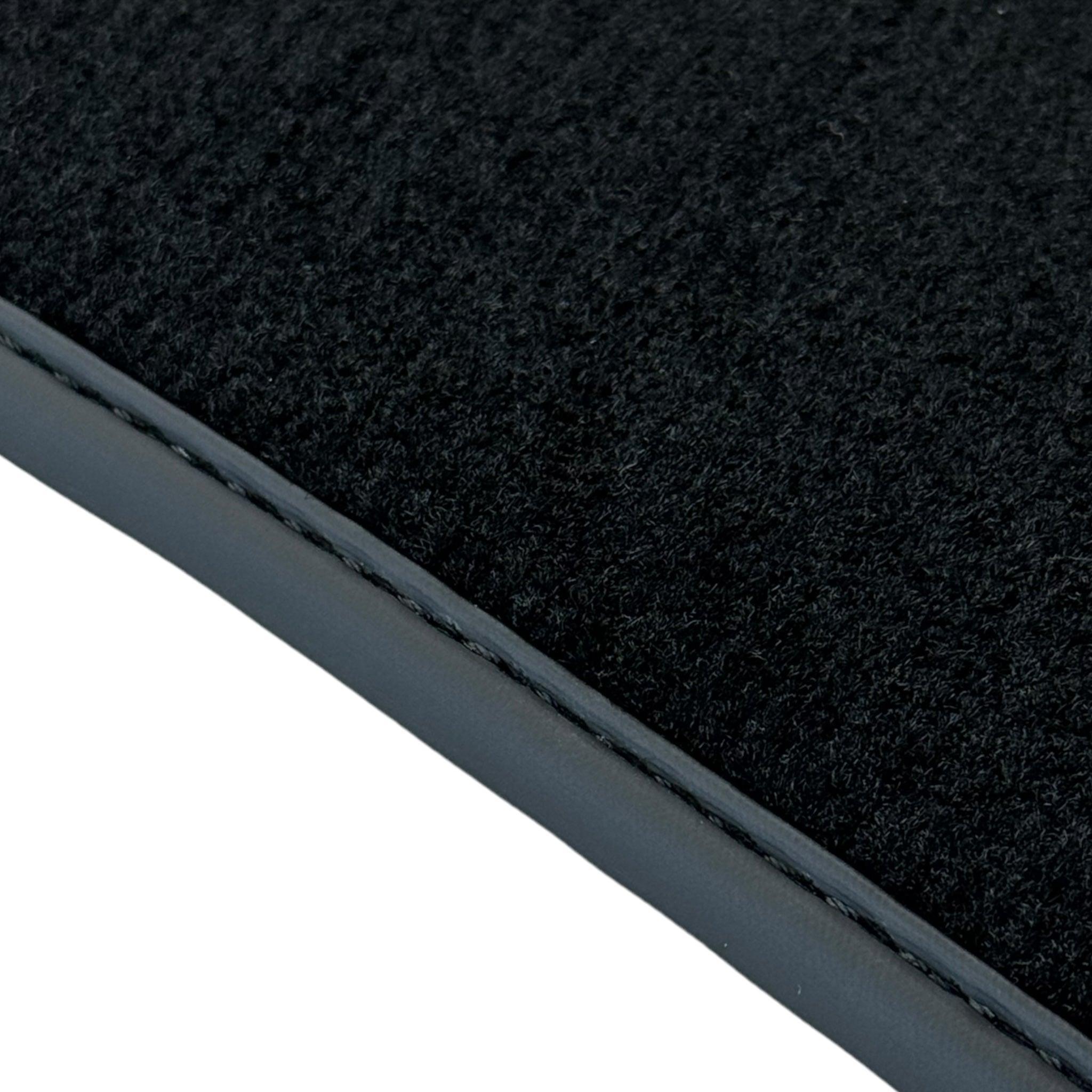 Black Floor Mats for Lexus IS 300 (2001-2003) ER56 - AutoWin