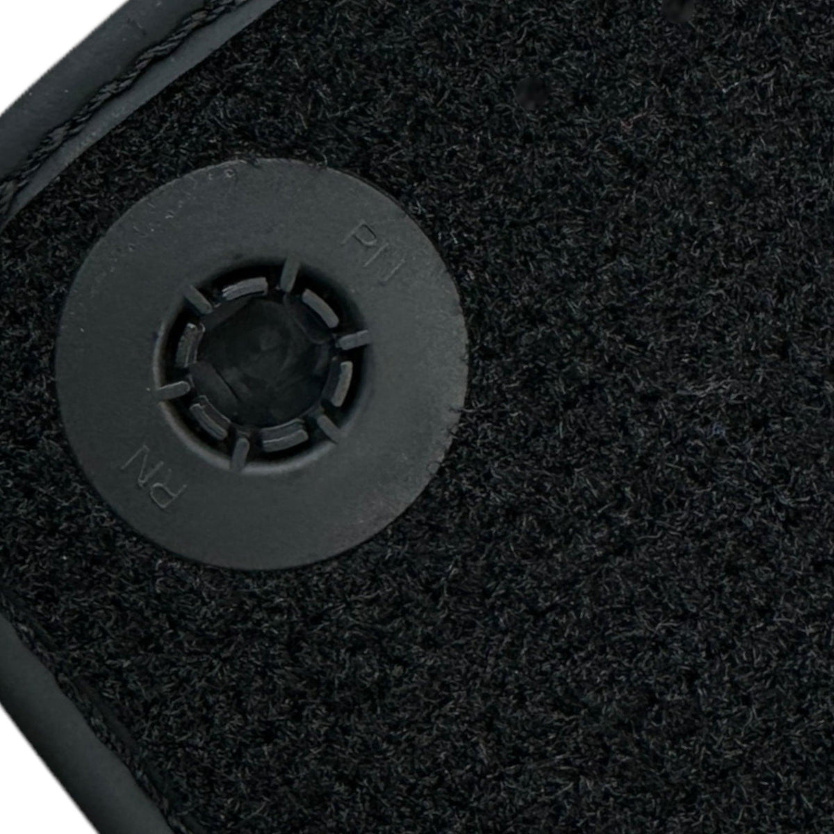 Black Floor Mats for McLaren 650S with Carbon | Right Hand Drive - AutoWin