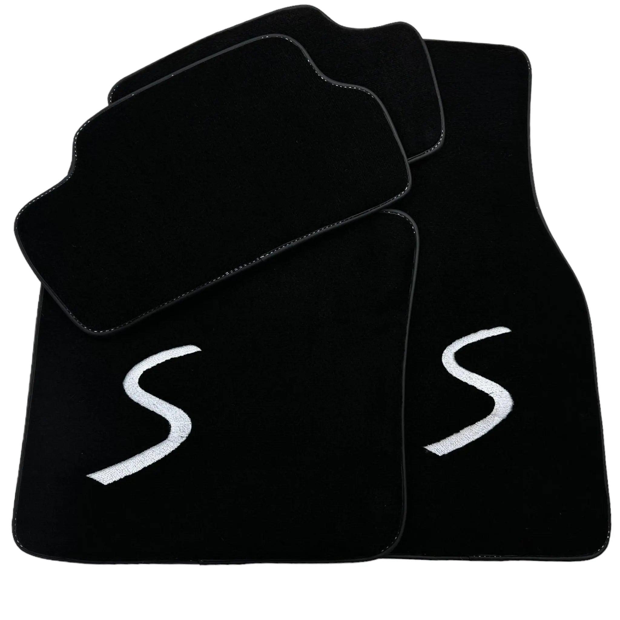 Black Floor Mats for Mini Clubman F54 (2019-2023) - AutoWin