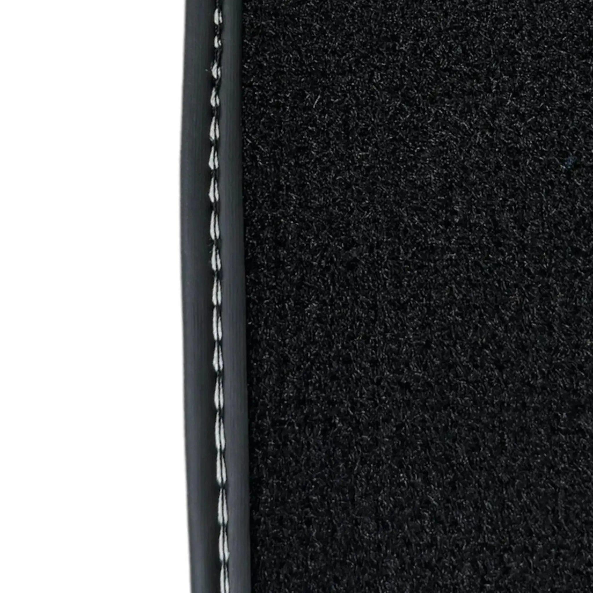 Black Floor Mats for Toyota Highlander 5 Seater (2021-2023) - AutoWin