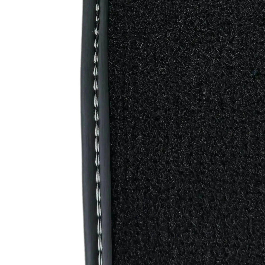 Black Floor Mats for Toyota Proace - AutoWin