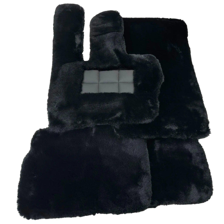 Black Sheepskin Floor Mats For Mercedes Benz A-Class W168 (2001-2004) | ER56 Design - AutoWin