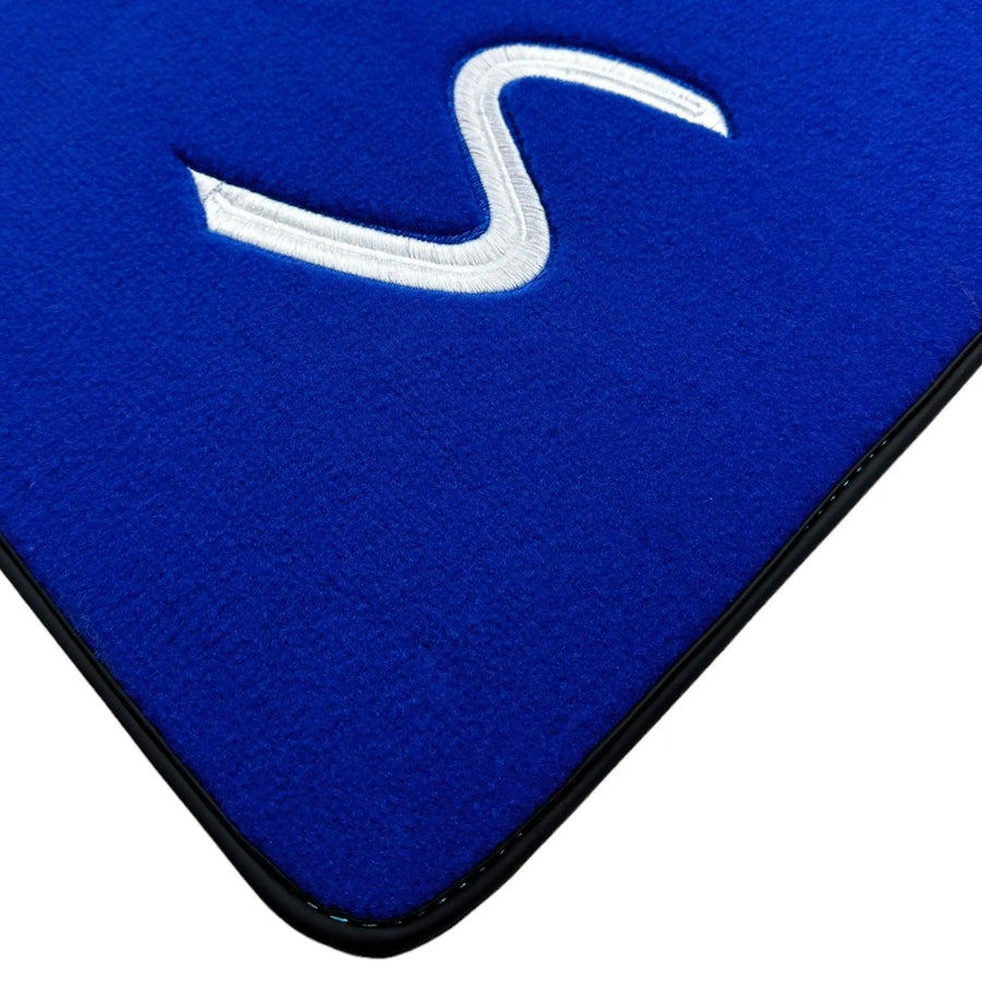 Blue Floor Mats for Mini Countryman F60 Hybrid (2020-2023) - AutoWin