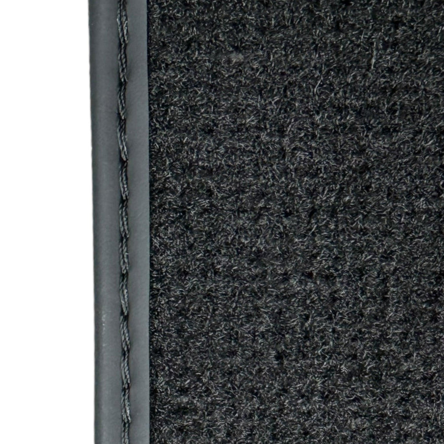 Black Floor Mats for Audi Q5 8R Hybrid (2008-2017) - AutoWin