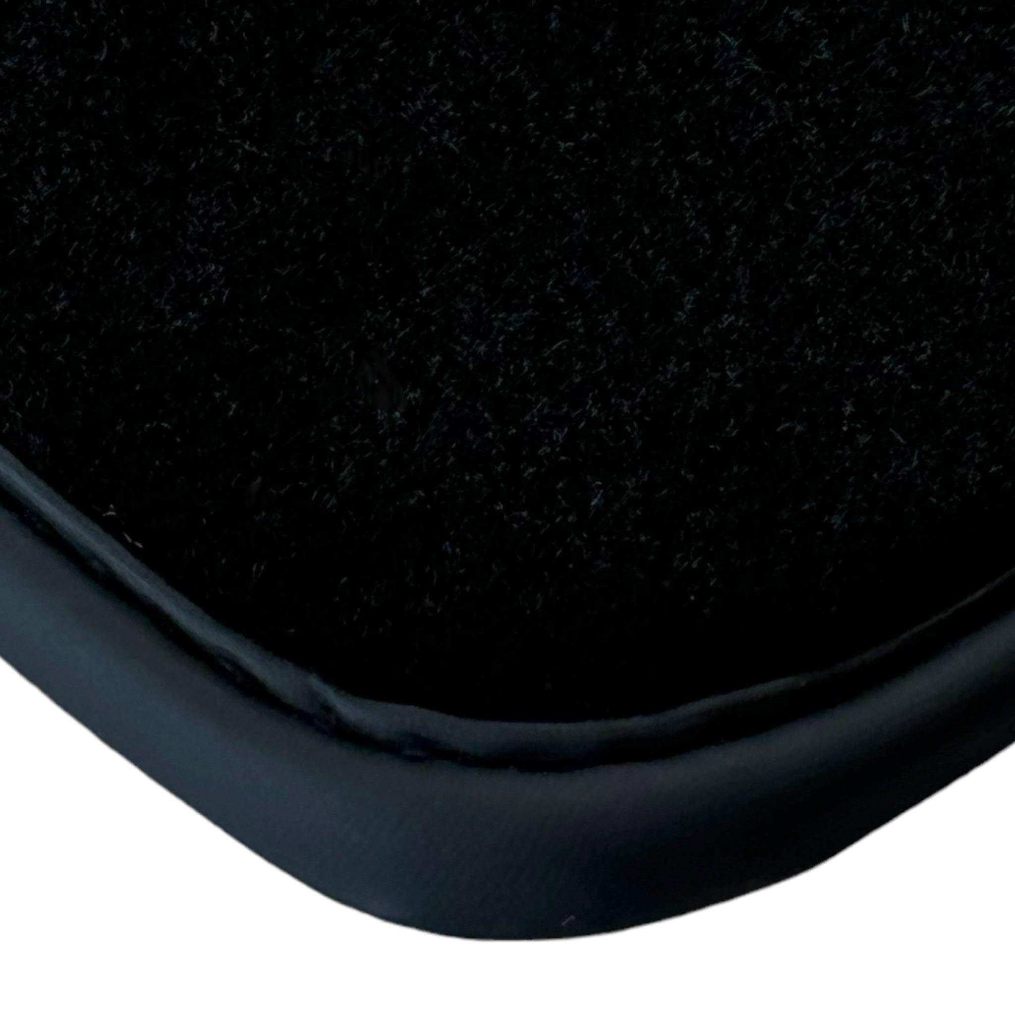 Black Floor Mats for Mercedes-Benz G-Class W463 2-Door Cabriolet (2008-2018) - AutoWin