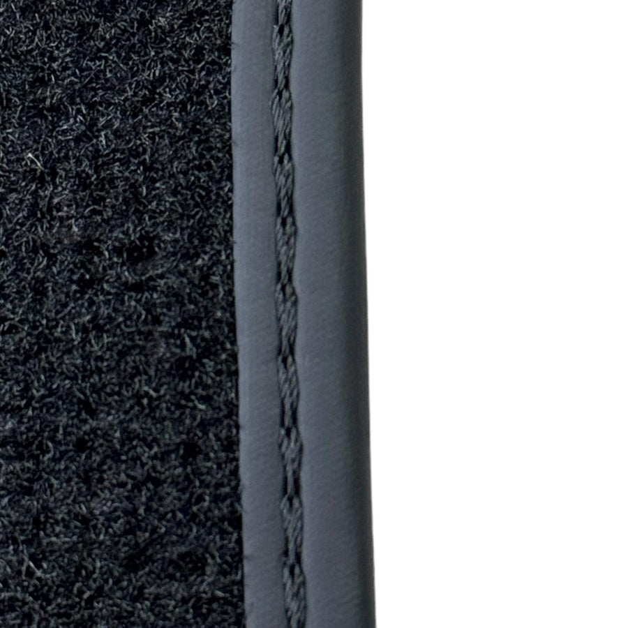 Black Floor Mats for Audi Q8 e-tron (2023-2025) - AutoWin