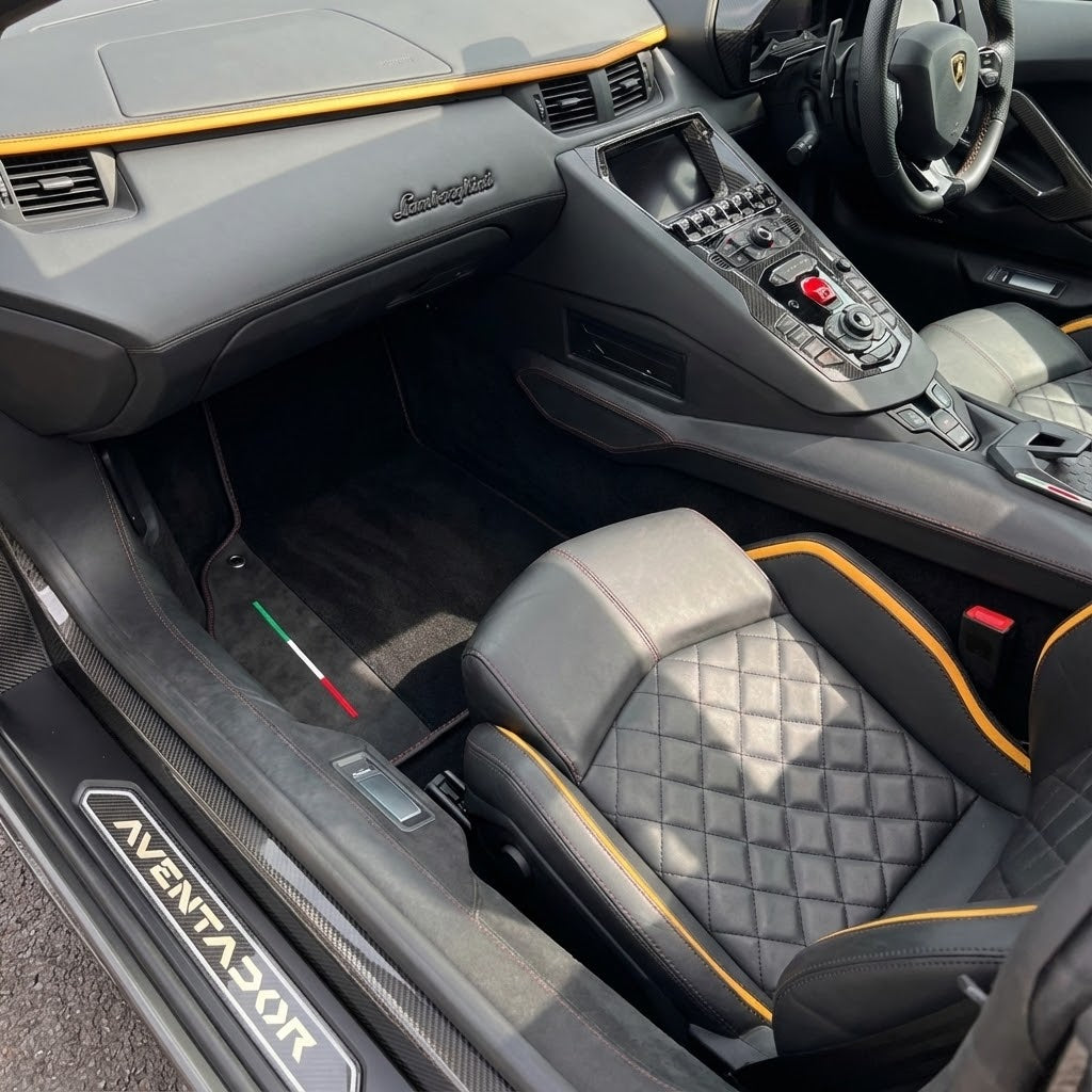 Interior look of floor mats for Lamborghini Aventador SV