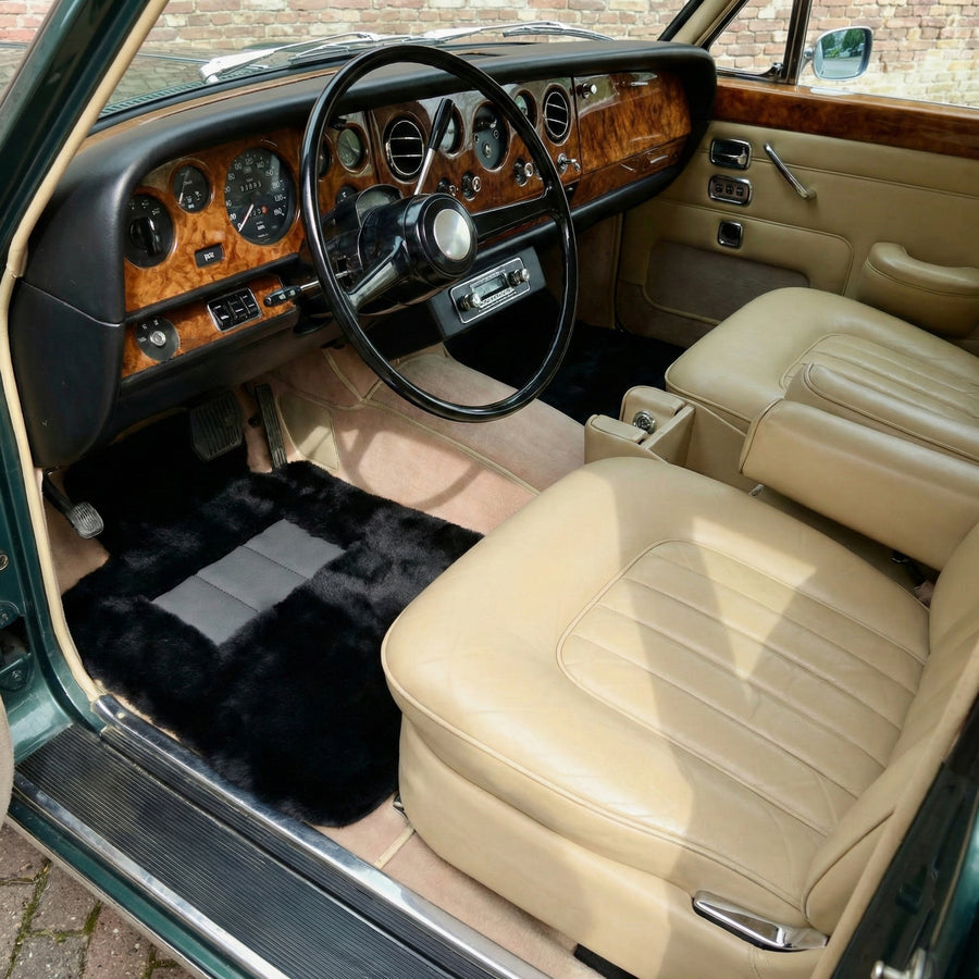 Black Sheepskin Floor Mats for Rolls-Royce Shadow (1965-1977) No Steps Edition