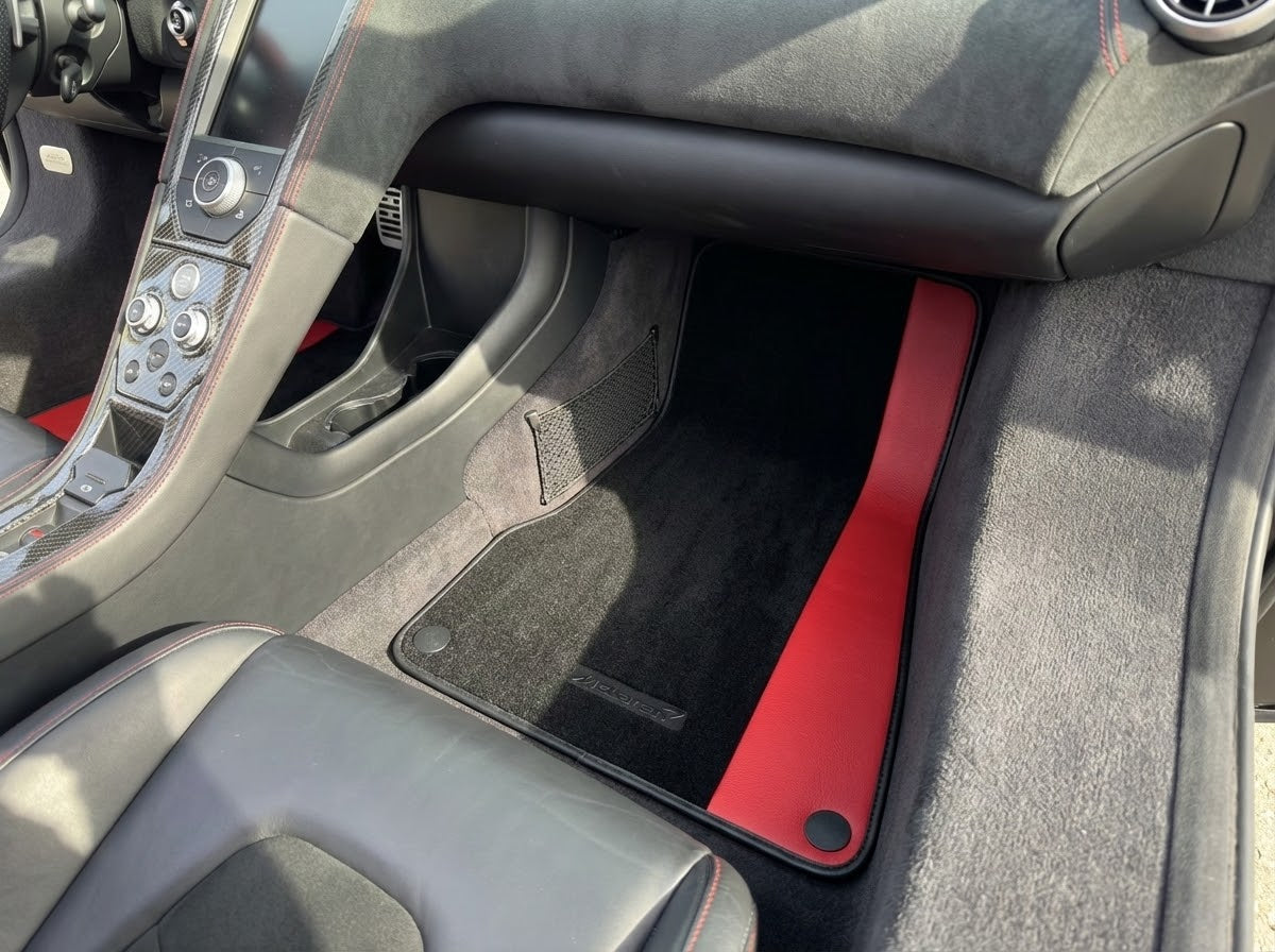 Interior look of floor mats for Black Floor Mats For McLaren MP4-12C (2011–2014) With Red Leather