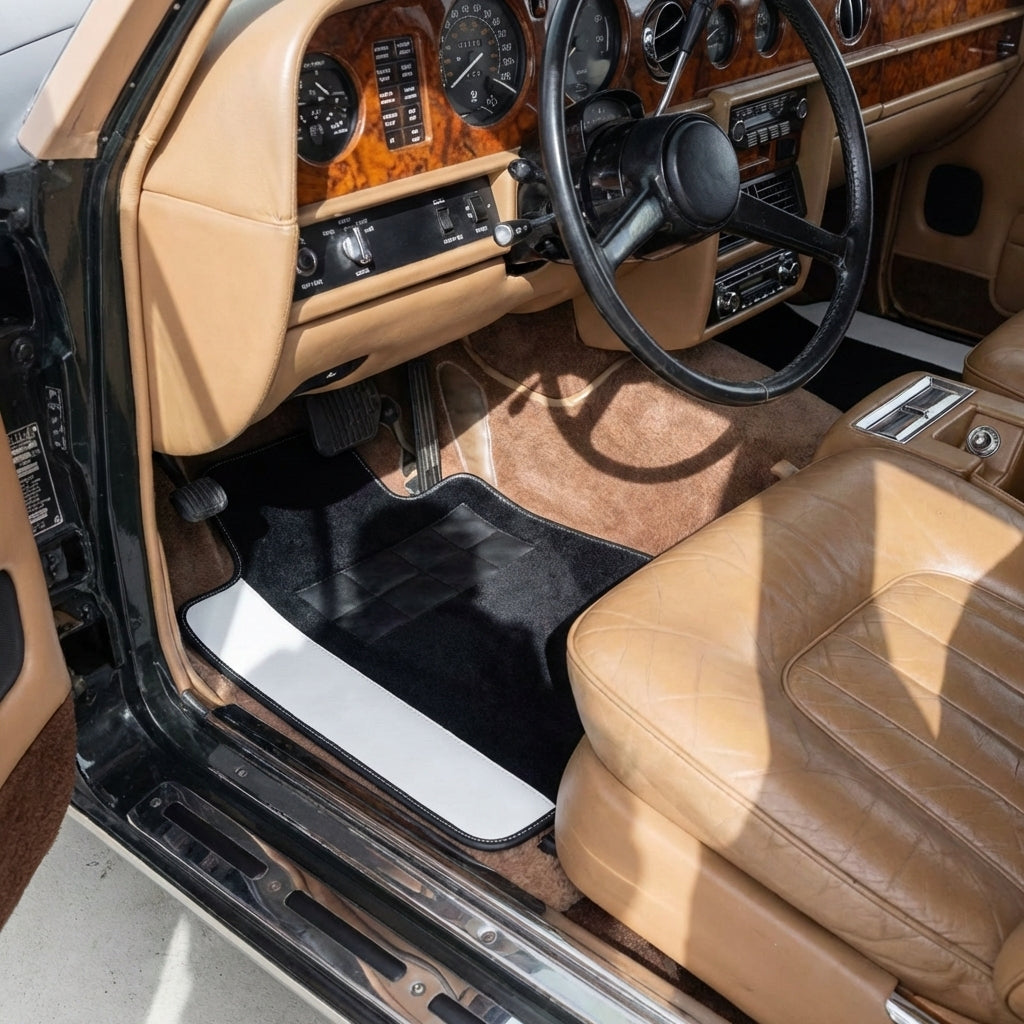 Black Floor Mats for Rolls Royce Wraith (2013–2023) with White Leather