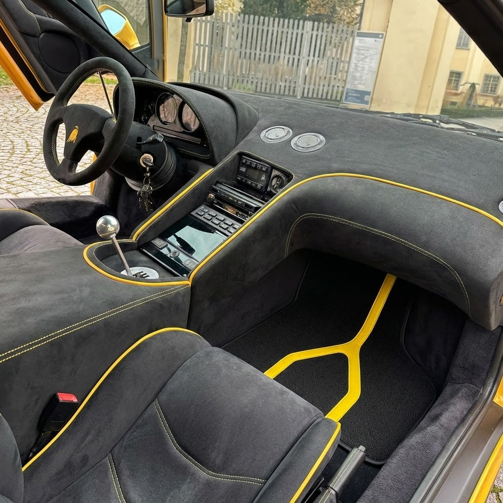Customizable Blue Floor Mats for Lamborghini Diablo 1990-2001 With Alcantara Leather - AutoWin.EU