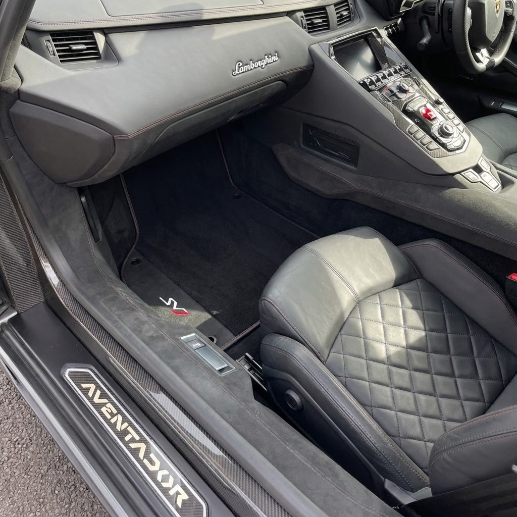 Interior look of floor mats for Lamborghini Aventador SVJ