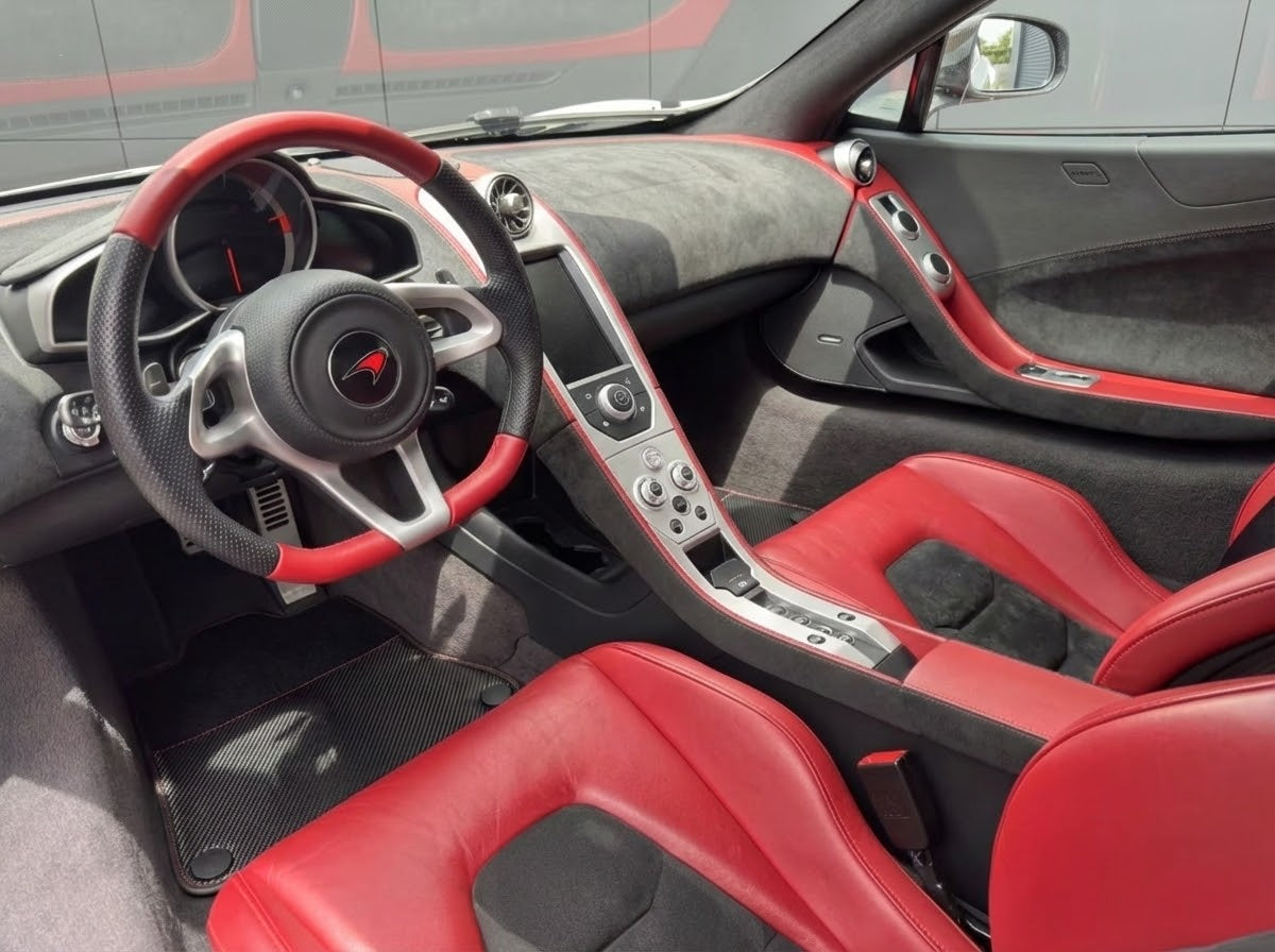 Interior look of floor mats for McLaren MP4-12C (2011–2014) Black Tailored Carpets
