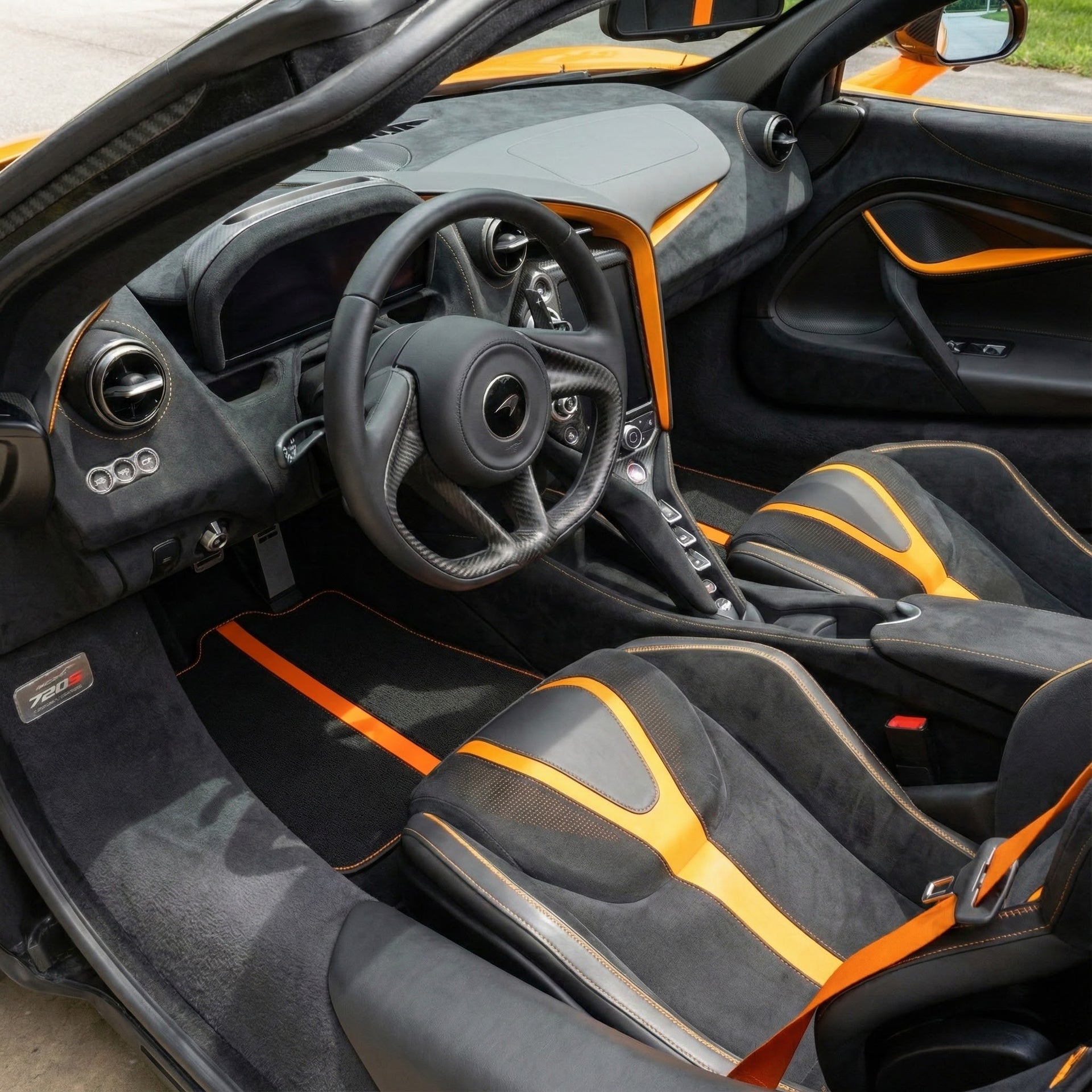 Floor Mats For McLaren 720S Black Tailored Carpets With Carbon - AutoWin
