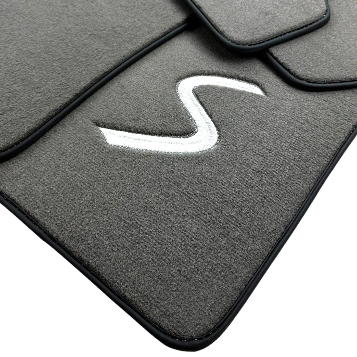 Grey Floor Mats for Mini Cabrio F57 Convertible (2016-2023) - AutoWin