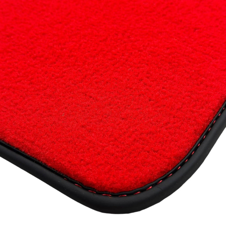 Red Floor Mats for Mini Cooper / One Electric (2020-2023) - AutoWin