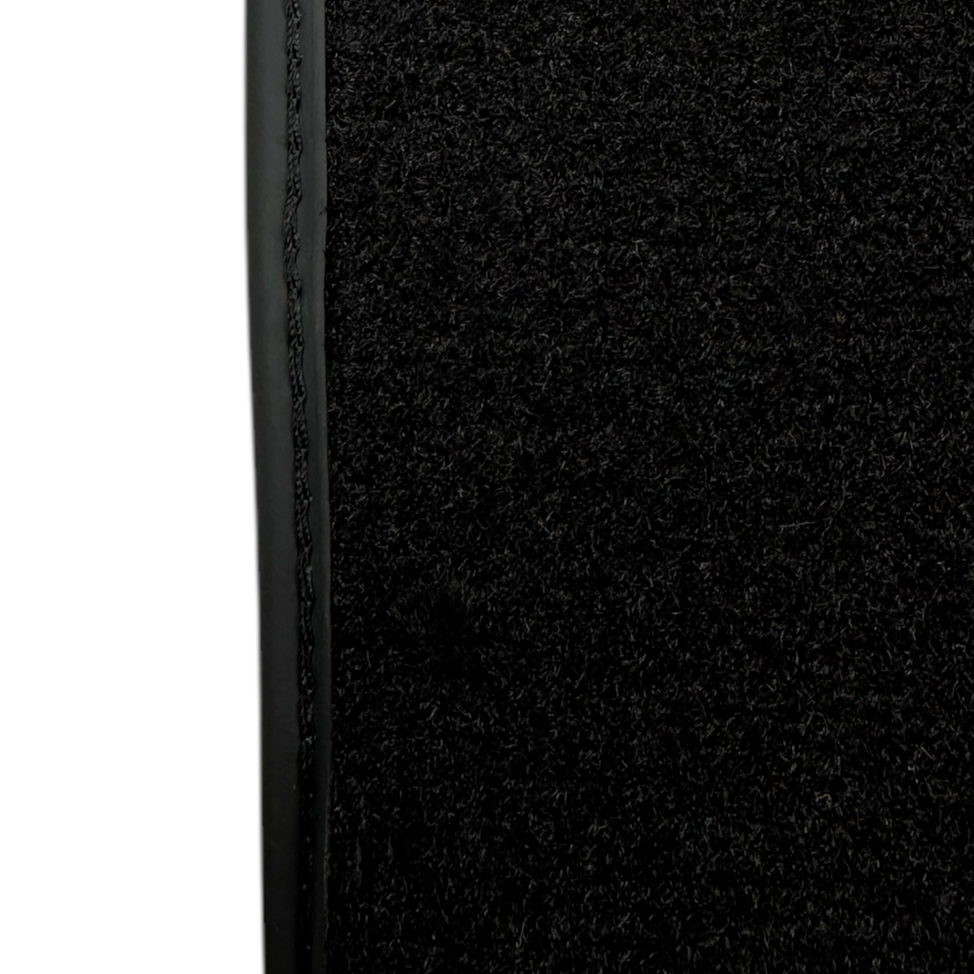 Black Floor Mats for Chevrolet Spark Hatchback (2013-2015) with Leather | AutoWin