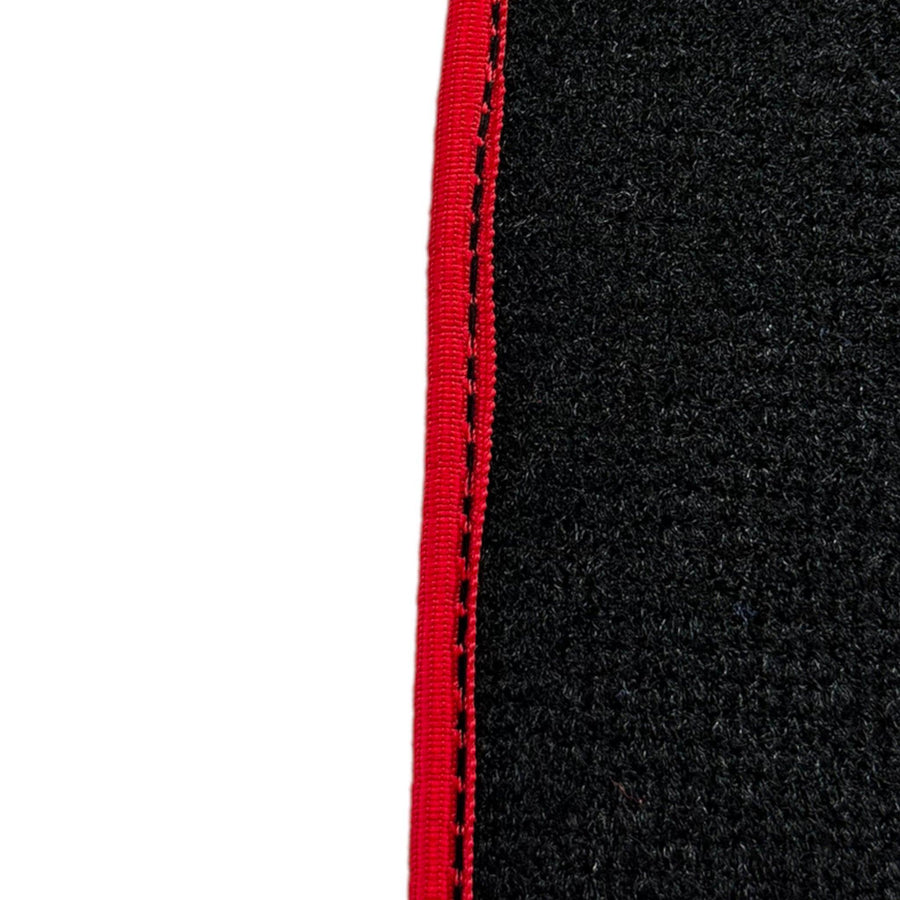 Black Floor Mats for Alfa Romeo 159 5-door Wagon (2006-2011) - AutoWin