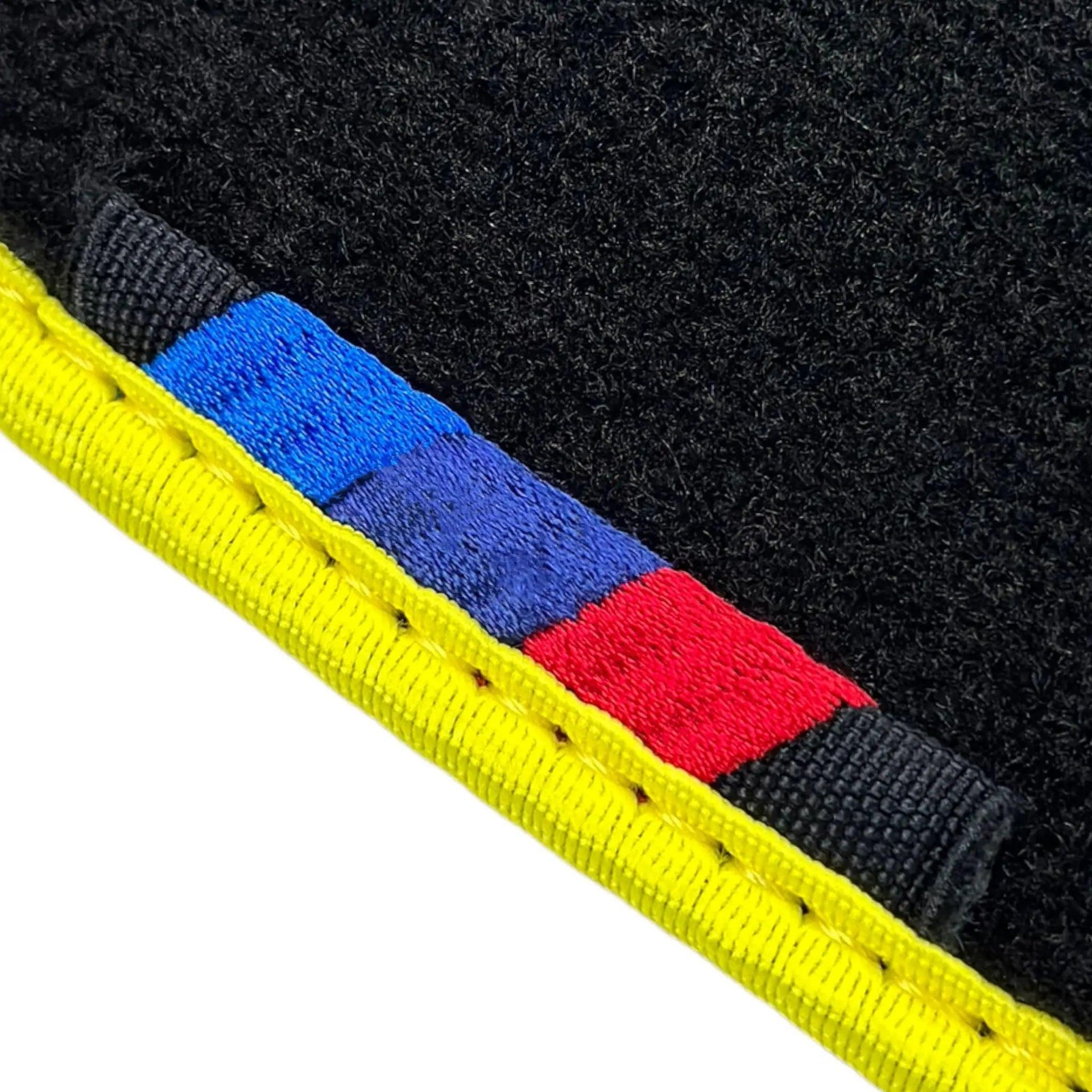 Black Floor Mats For BMW G30 Sedan (2016-2023) | Yellow Trim - AutoWin