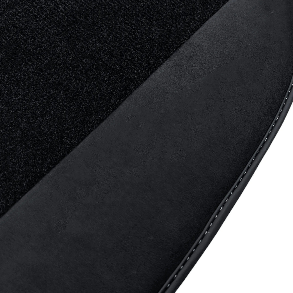 Black Floor Mats For Ferrari 488 Spider 2015-2022 - AutoWin