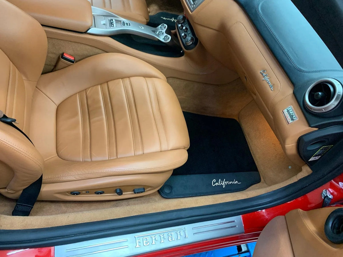 Black Floor Mats For Ferrari California 2008-2014 With Alcantara - AutoWin