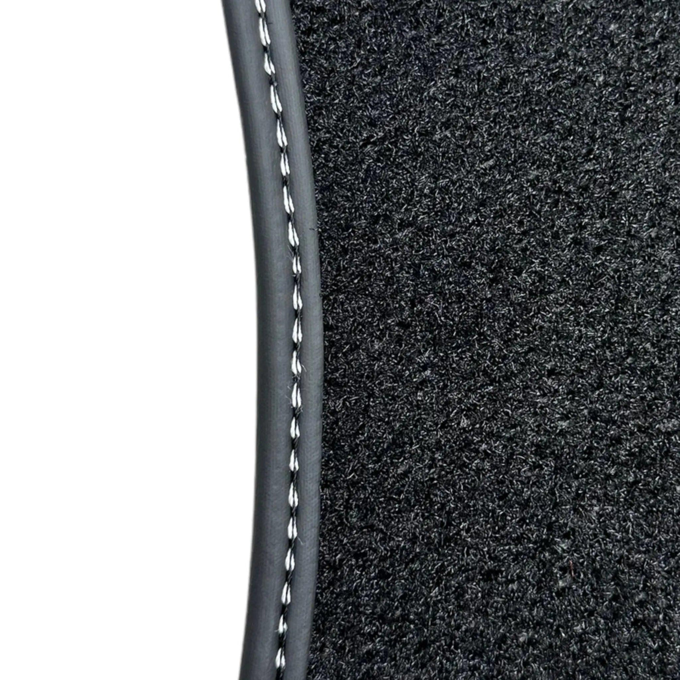 Black Floor Mats for Ford C-Max (2003-2010) - AutoWin