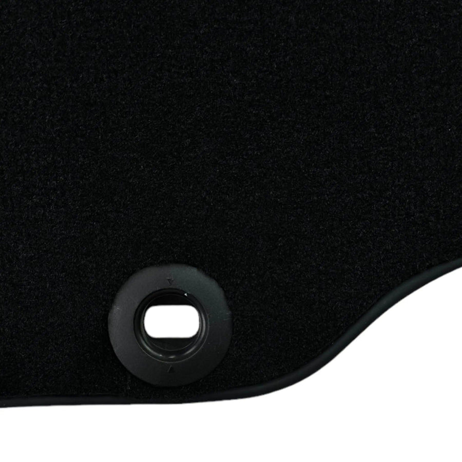 Black Floor Mats for Infiniti QX70 (2013-2020) - AutoWin
