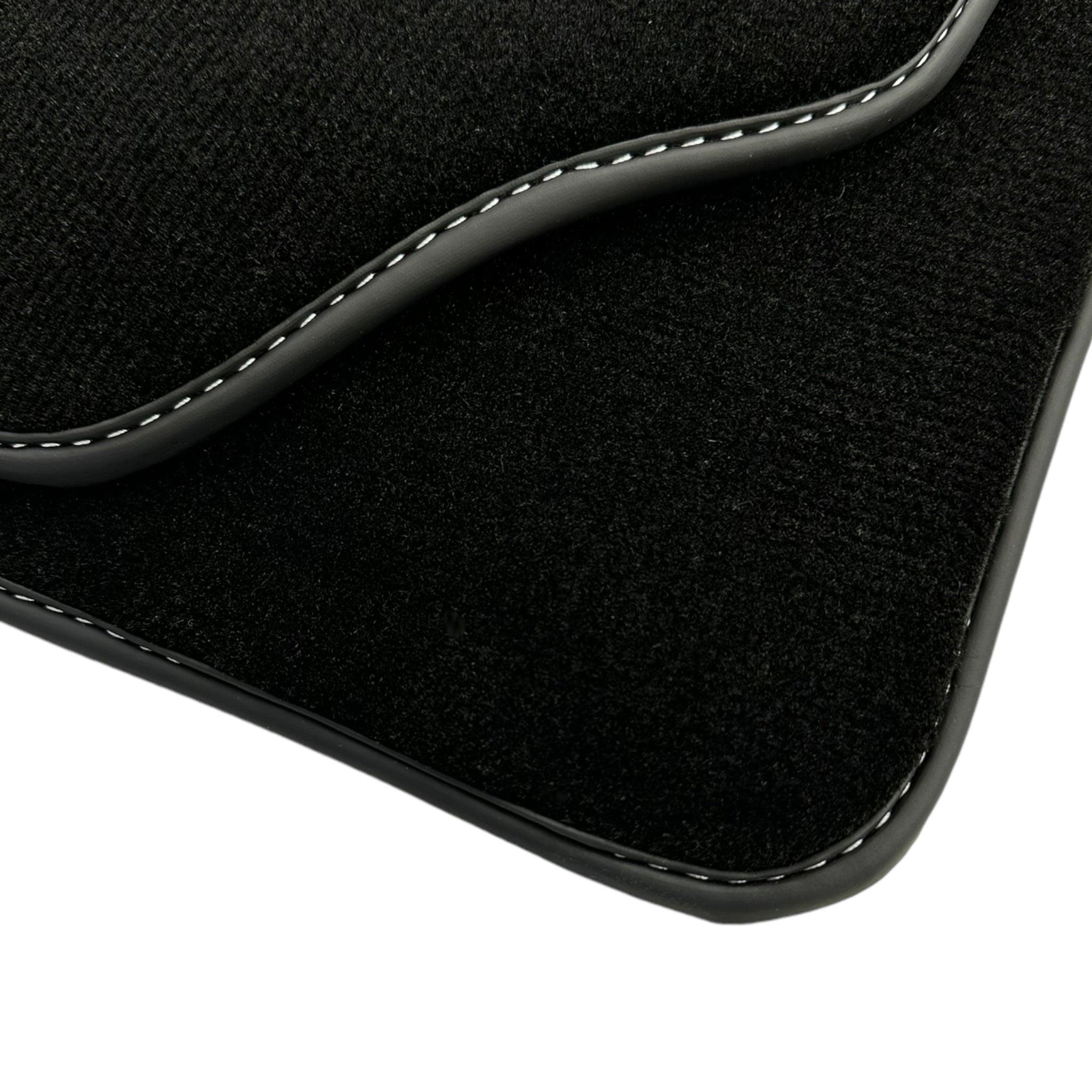 Black Floor Mats For Kia Sportage (1994-2002) - AutoWin