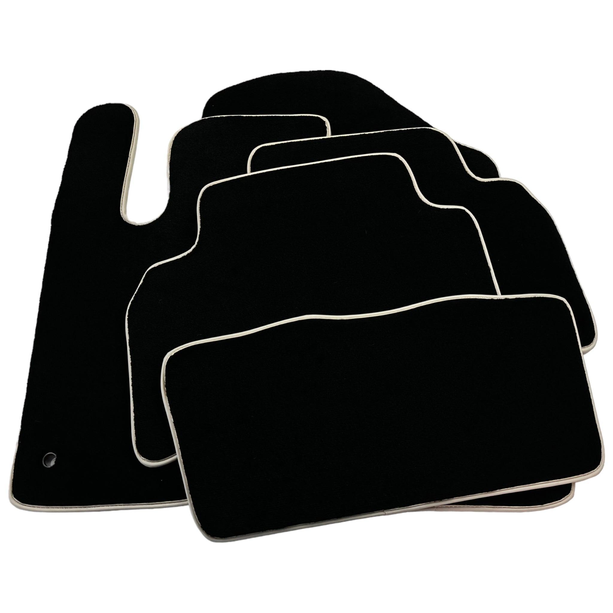 Black Floor Mats for Kia Sportage (2018-2021) - AutoWin