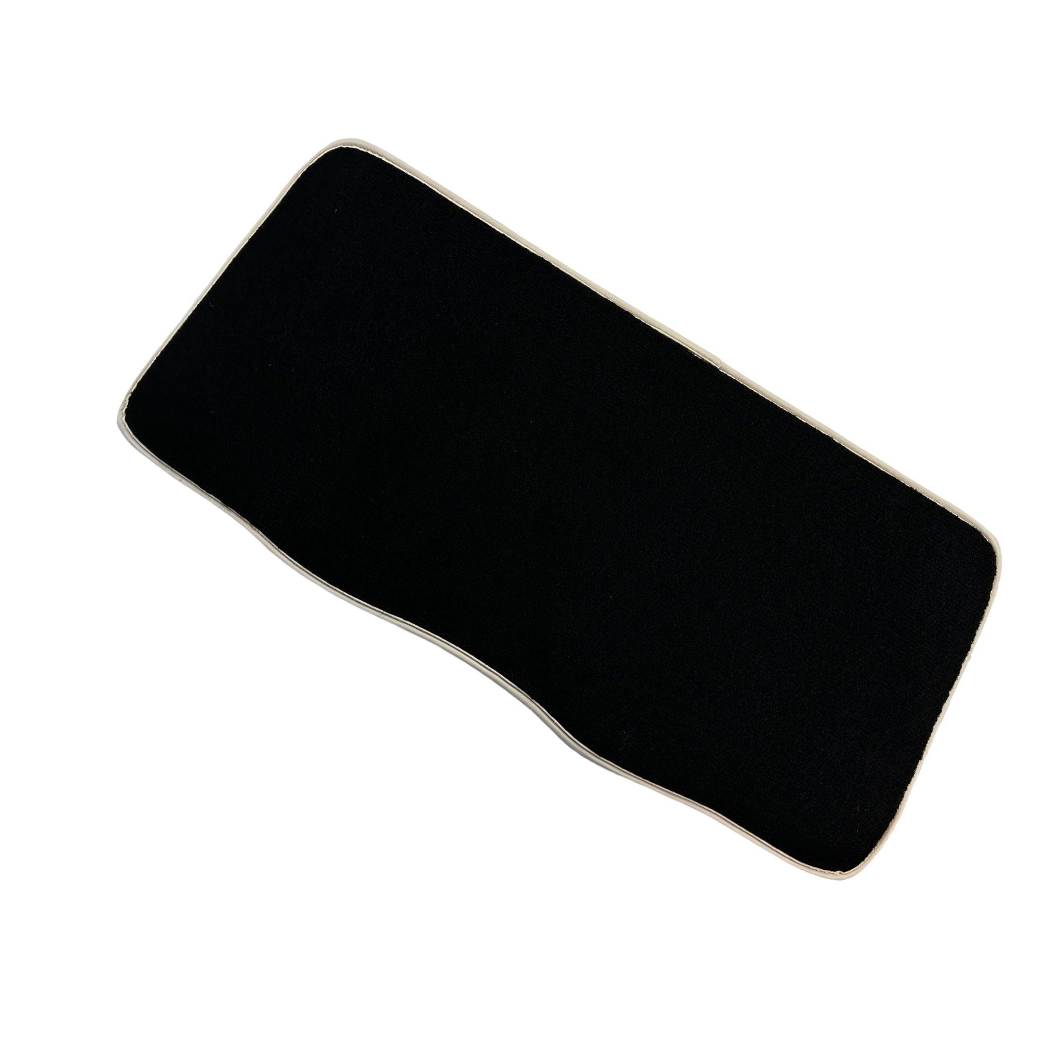 Black Floor Mats for Kia Sportage (2018-2021) - AutoWin