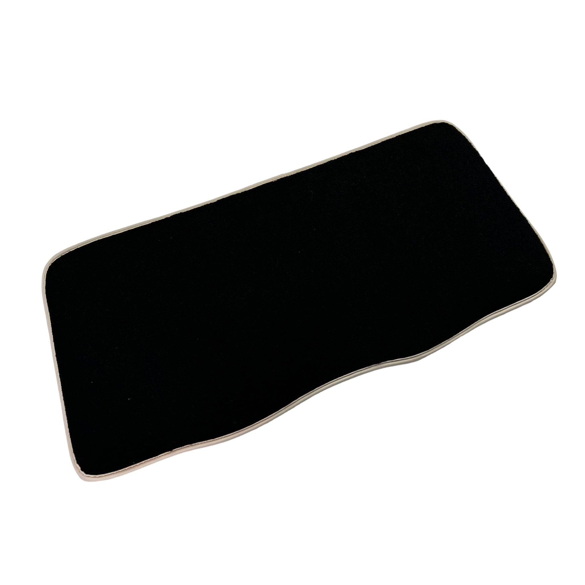 Black Floor Mats For Kia Sportage (2021) ER56 Design - AutoWin