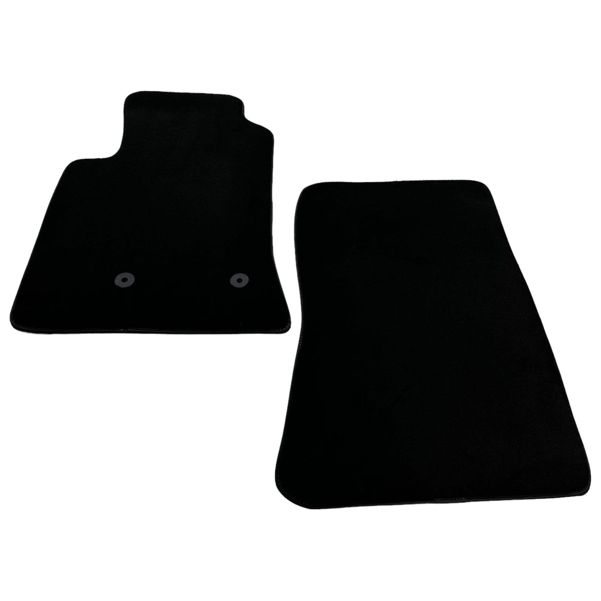 Black Floor Mats For Mitsubishi Pajero V80 (2006-2011) - AutoWin