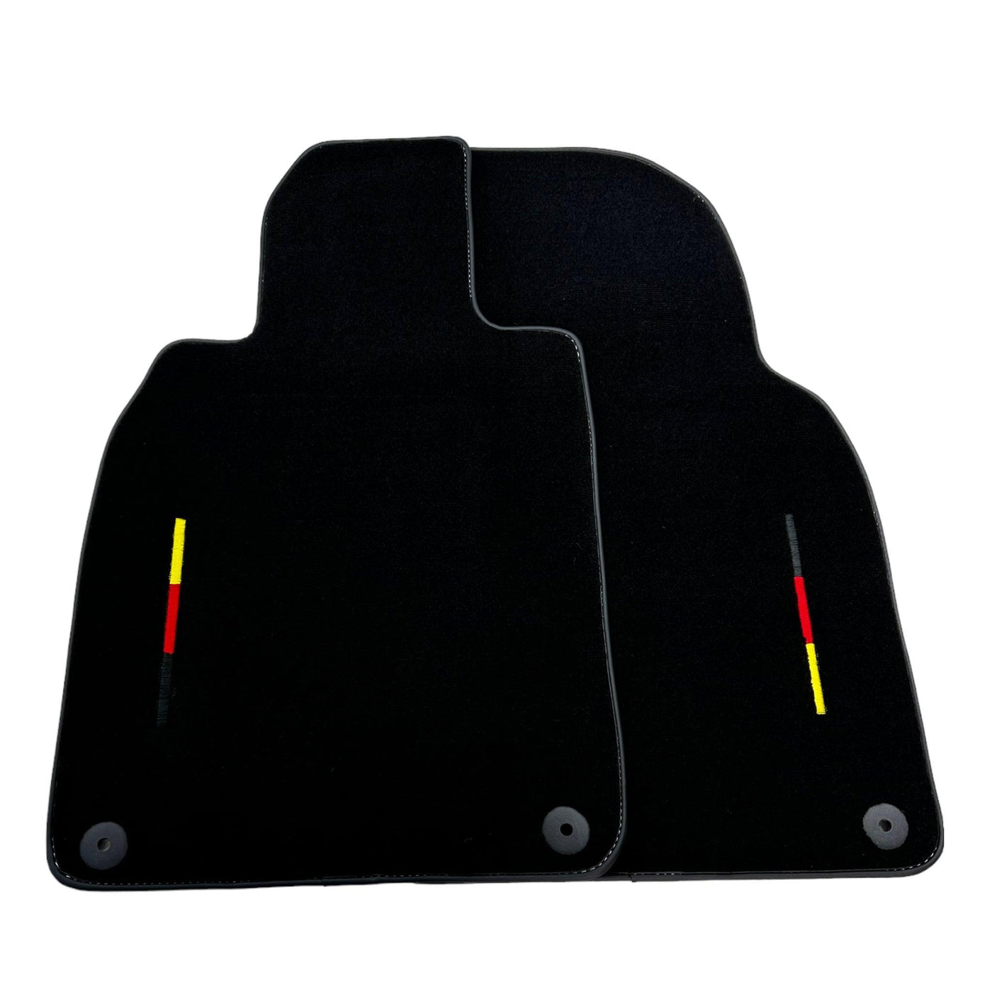 Black Floor Mats for Porsche Cayenne (2018-2023) - AutoWin